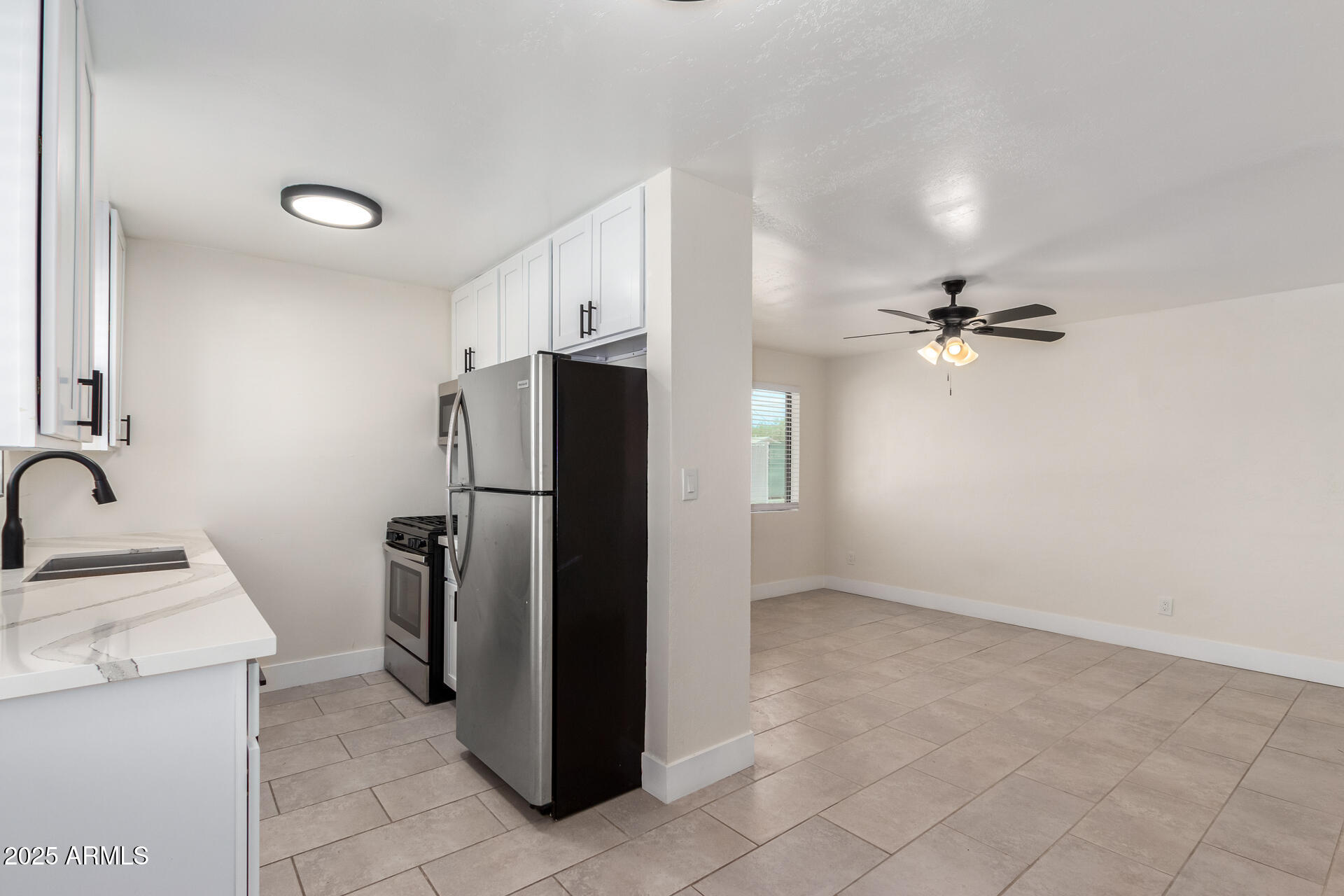 6813 E AVALON Drive Apt 1