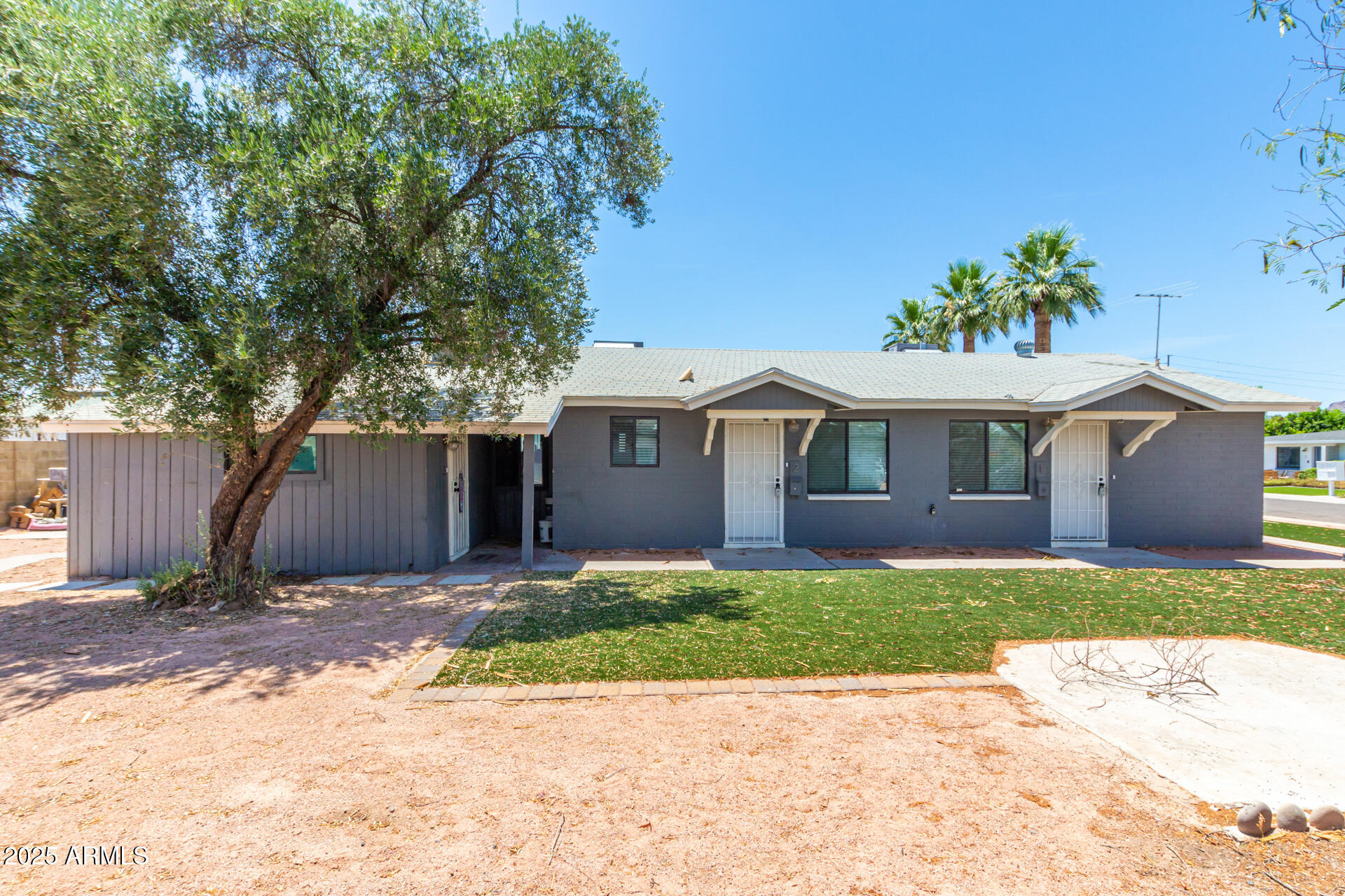 6813 E AVALON Drive Apt 1