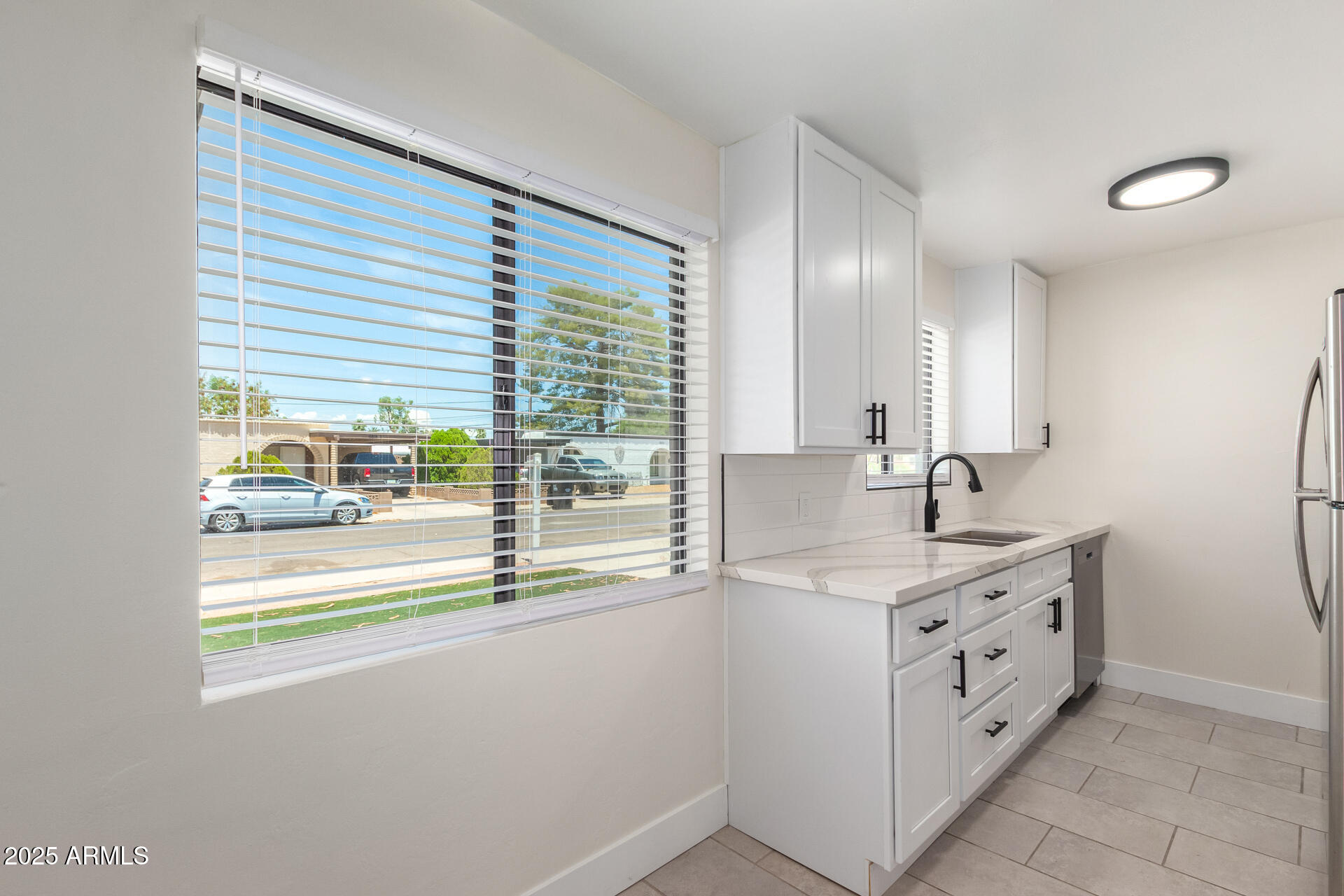 6813 E AVALON Drive Apt 1