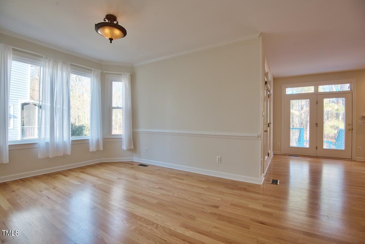 6 Minuteman Court