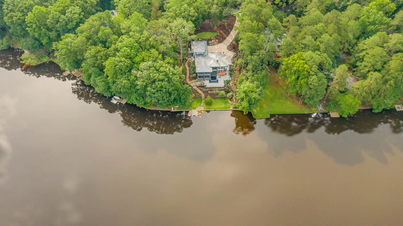1909 S Lakeshore Drive