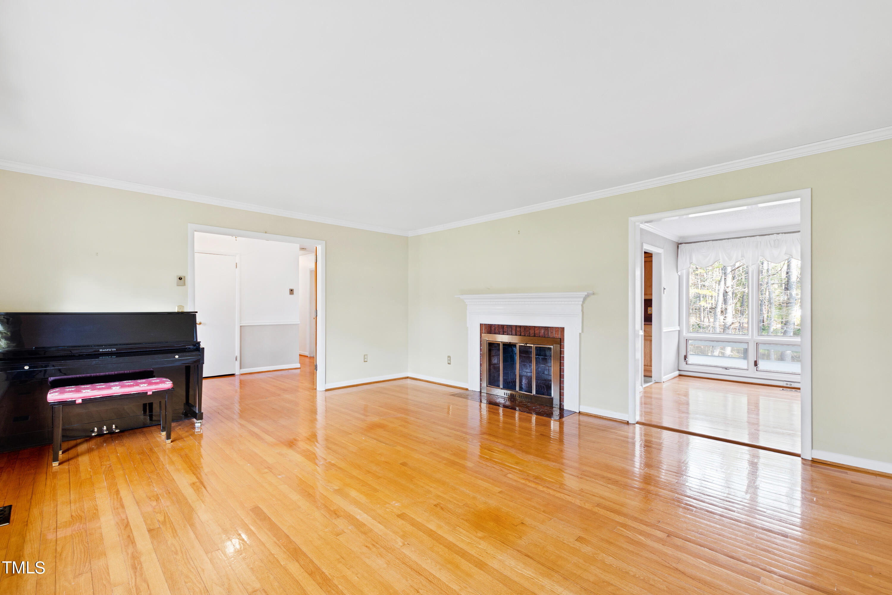 3329 Rolling Hill Road