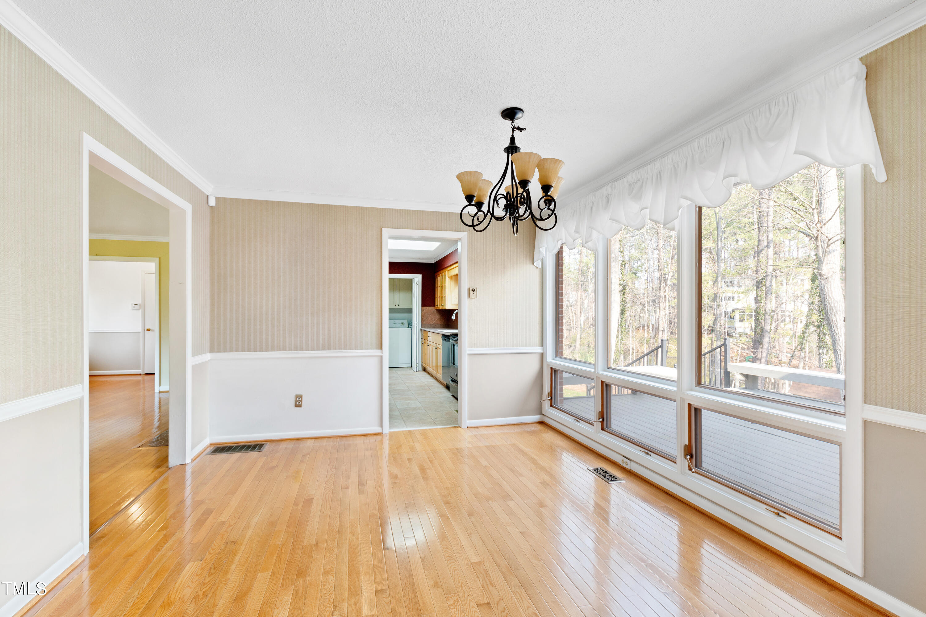 3329 Rolling Hill Road