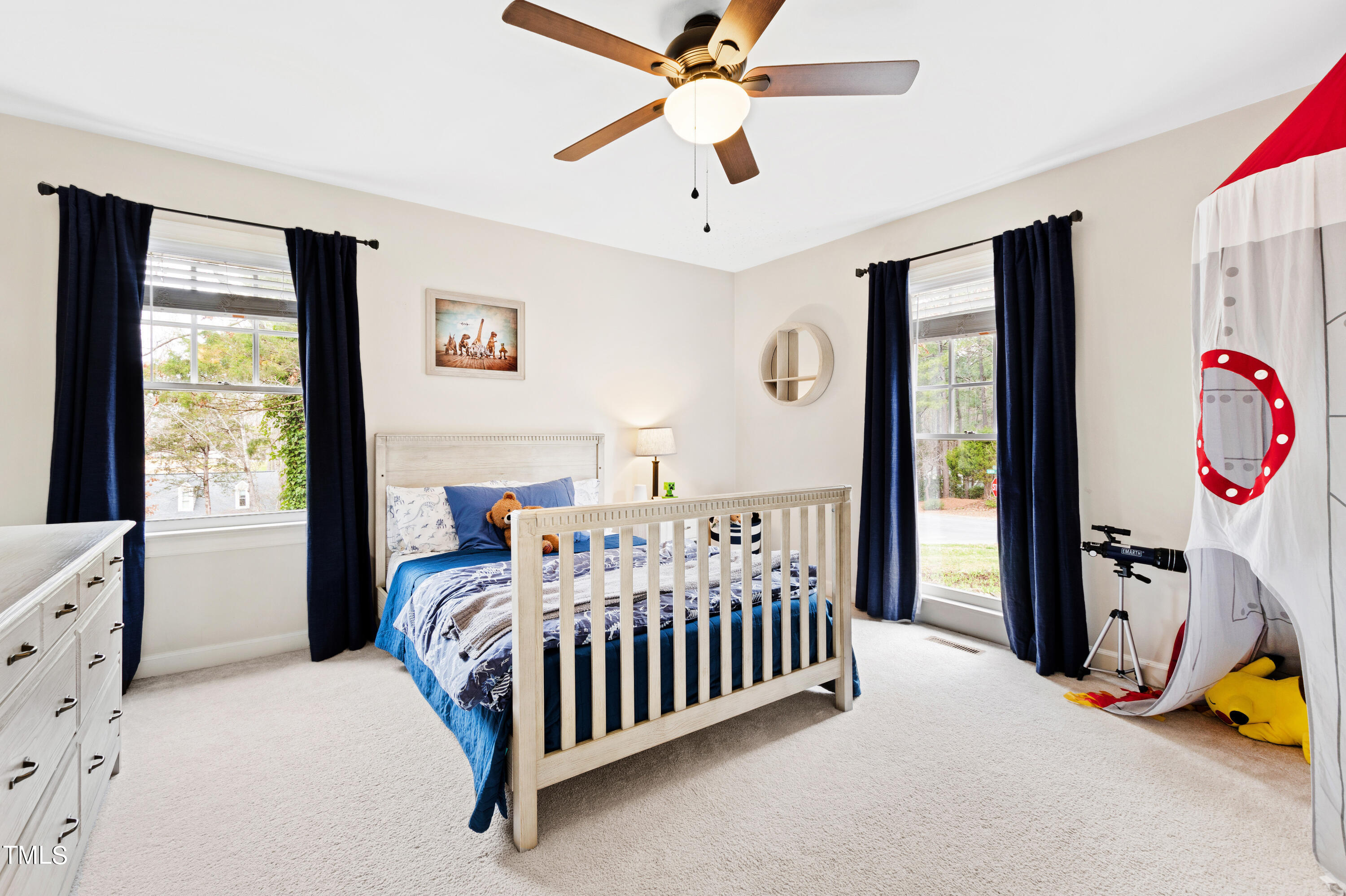 3 Abingdon Way