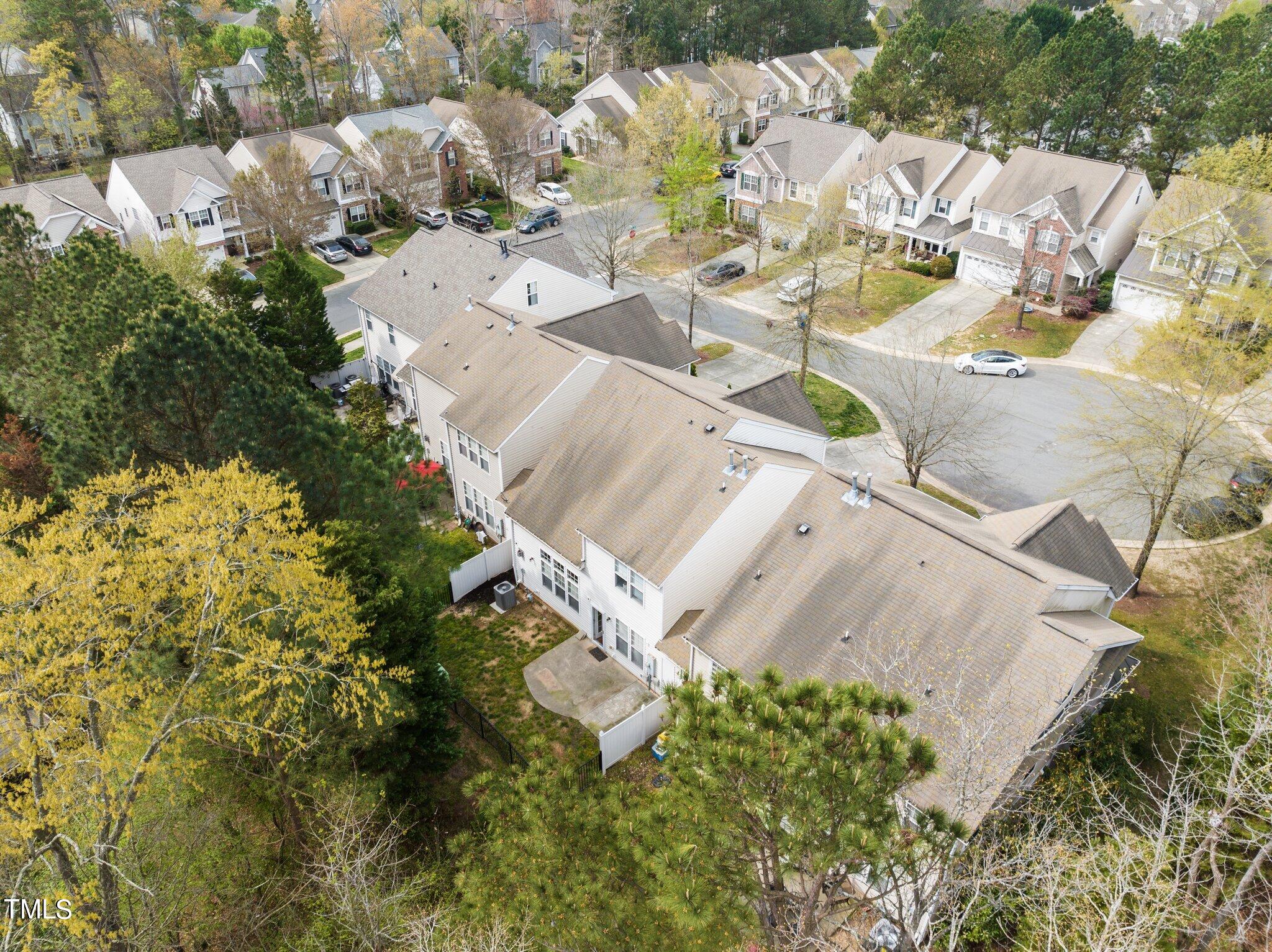 6 Gardenview Place