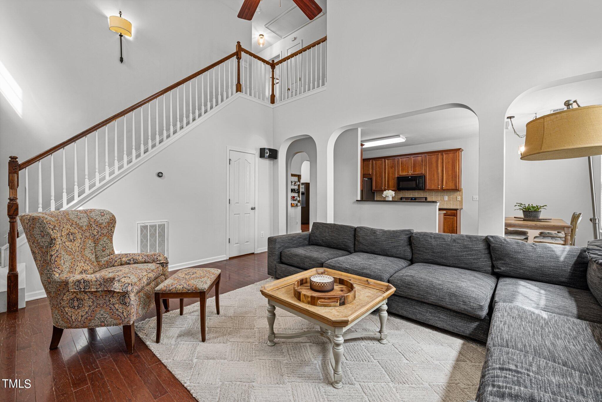 6 Gardenview Place