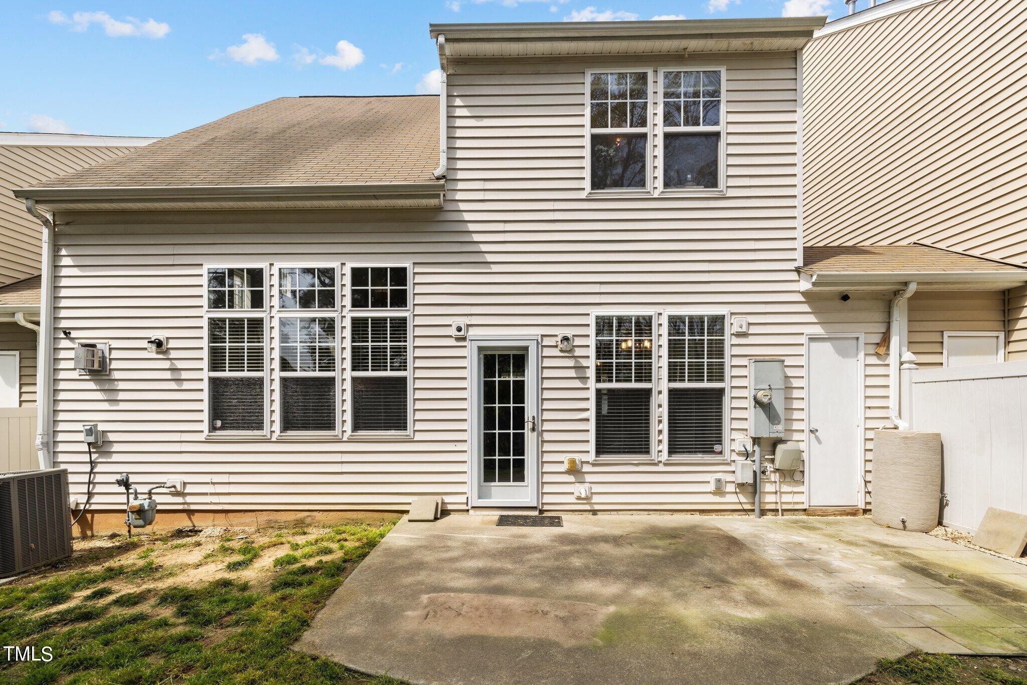 6 Gardenview Place