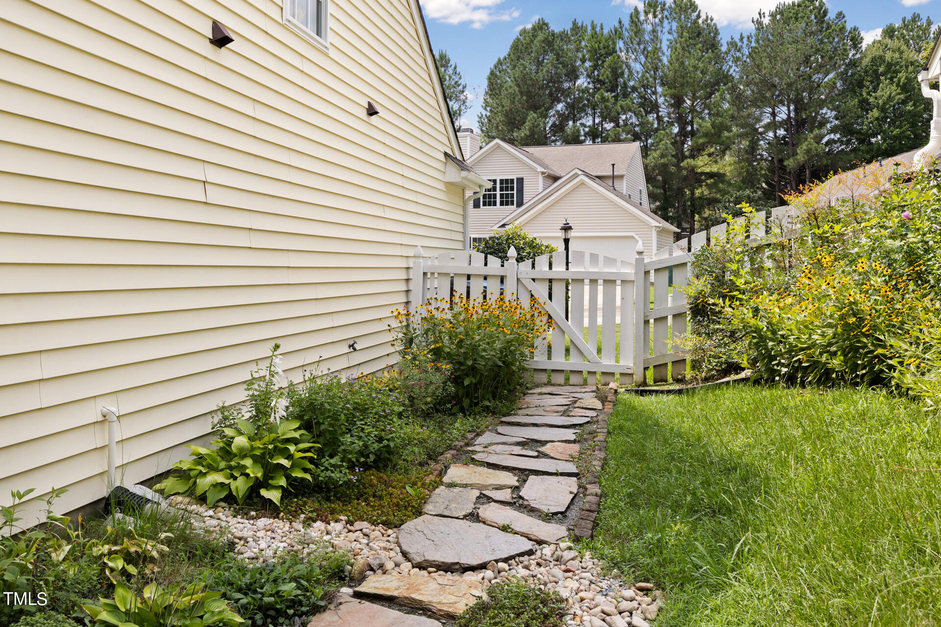 614 Ashford Lane