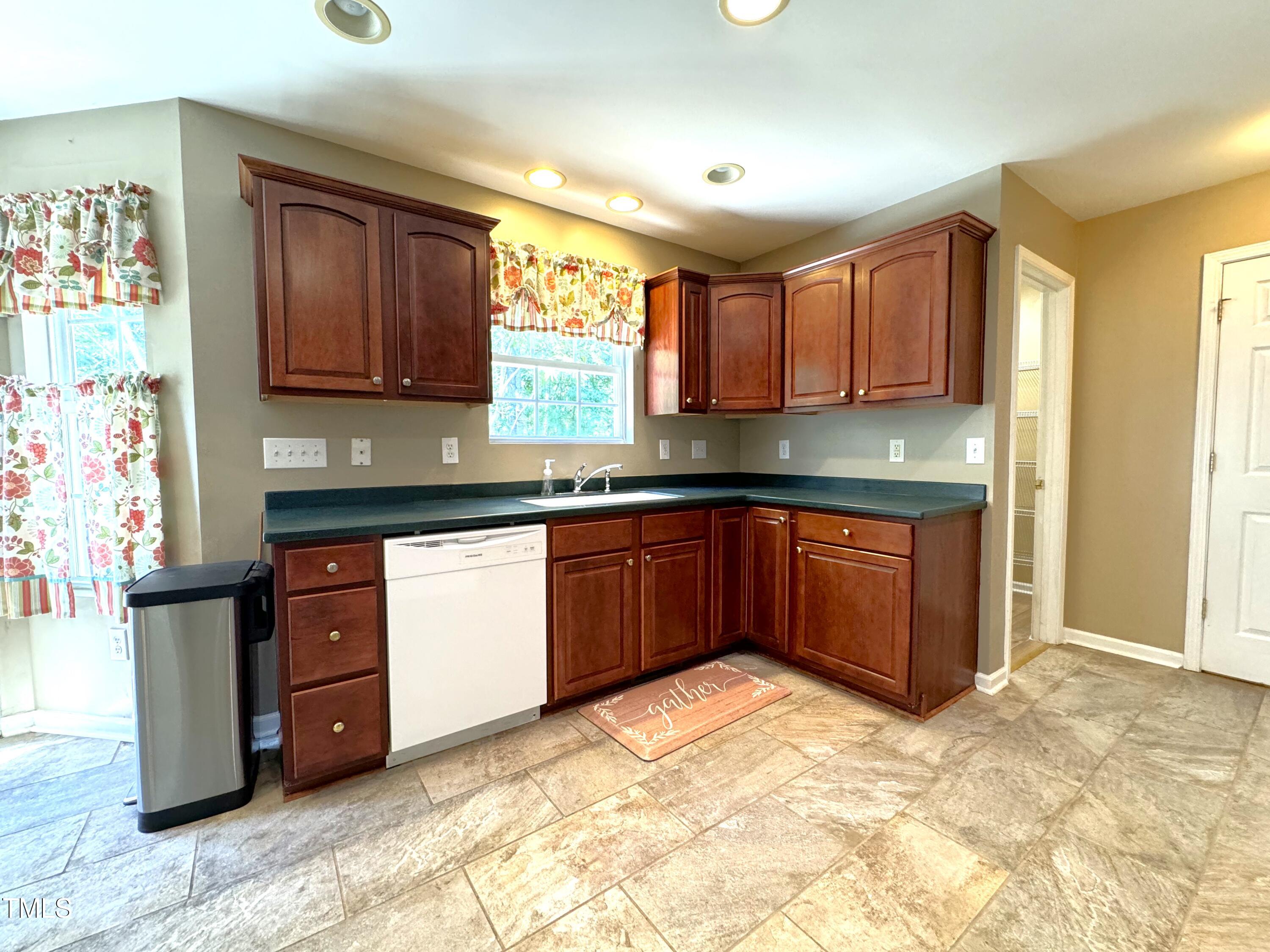 447 Mayview Drive