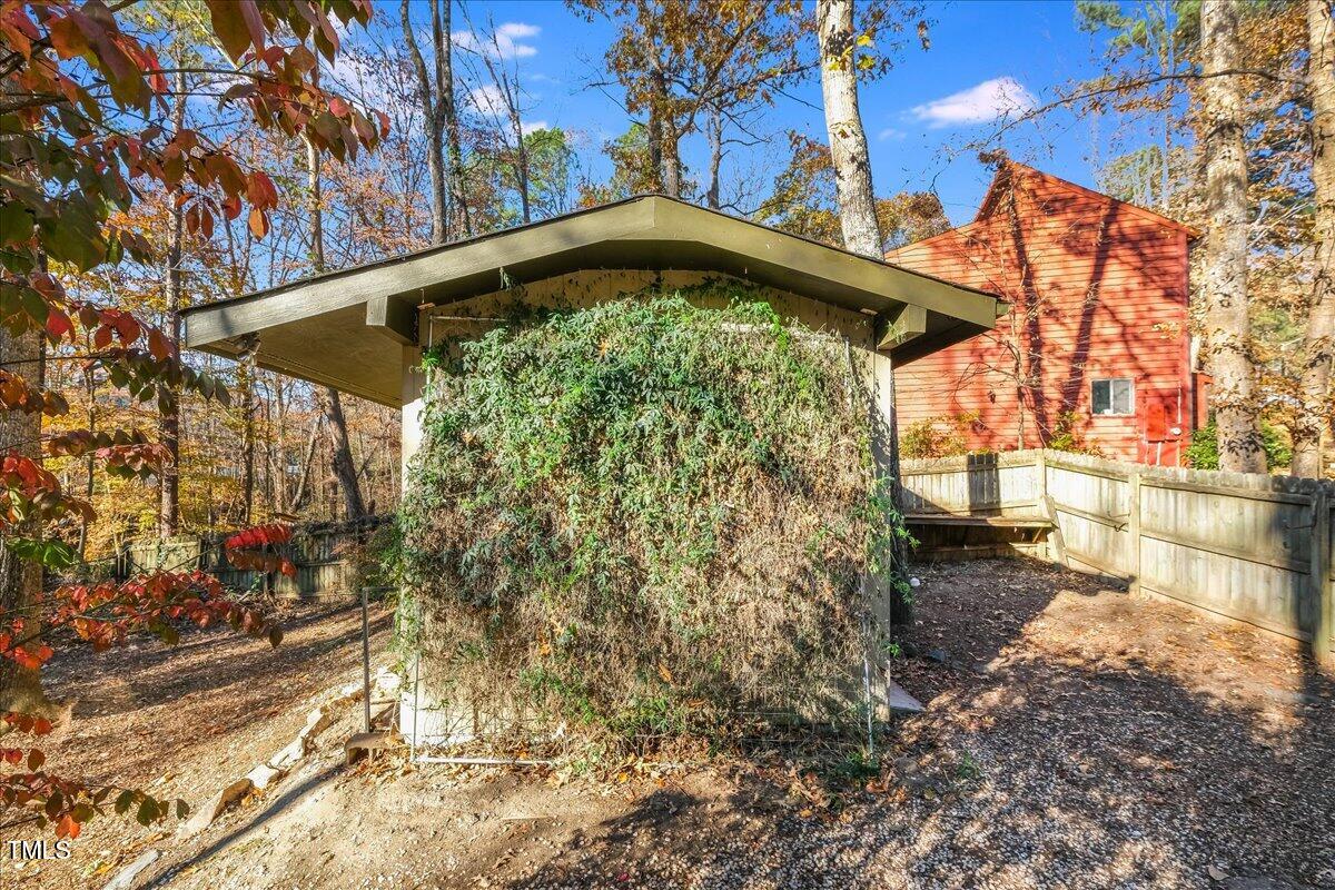 1503 Valley Run