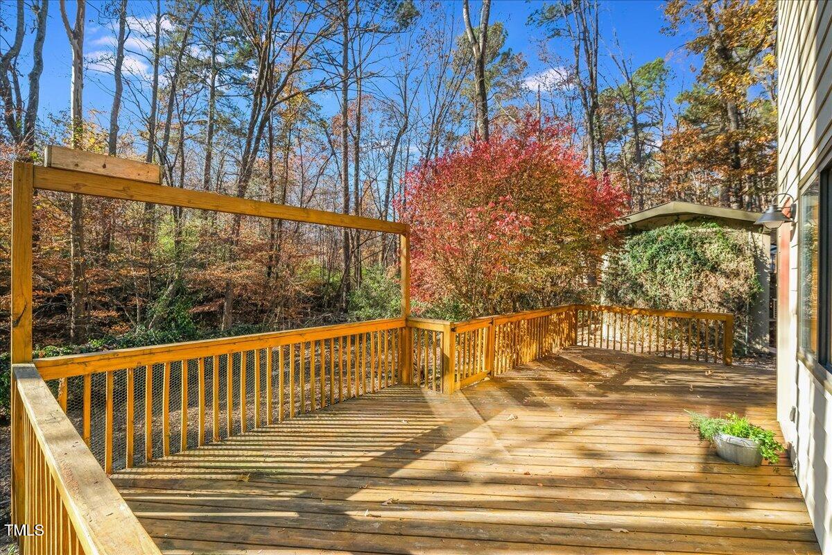 1503 Valley Run