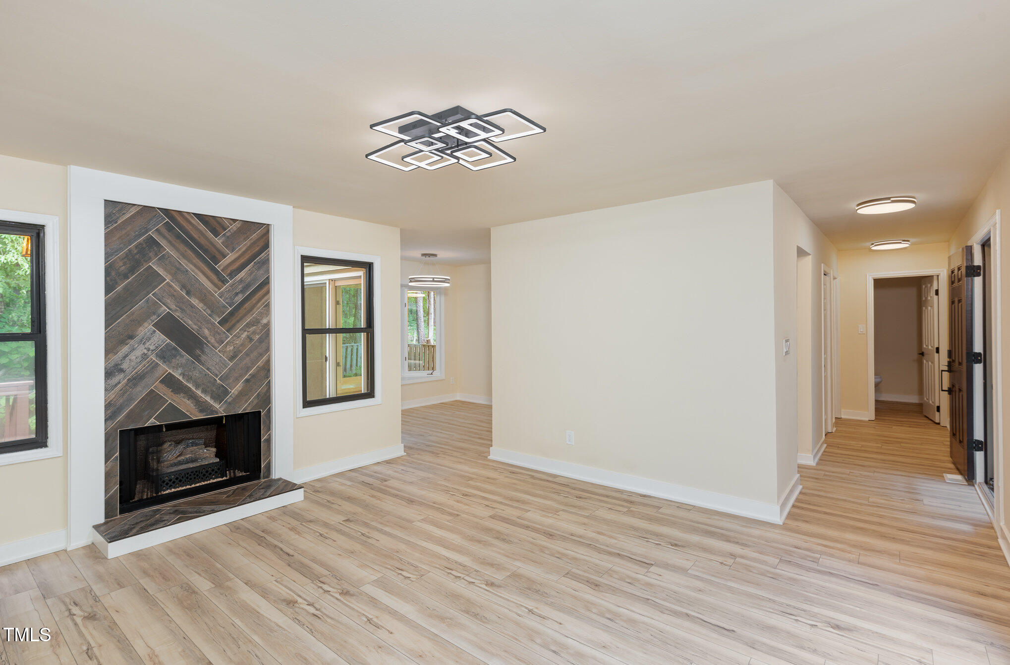 4918 Pine Cone Drive