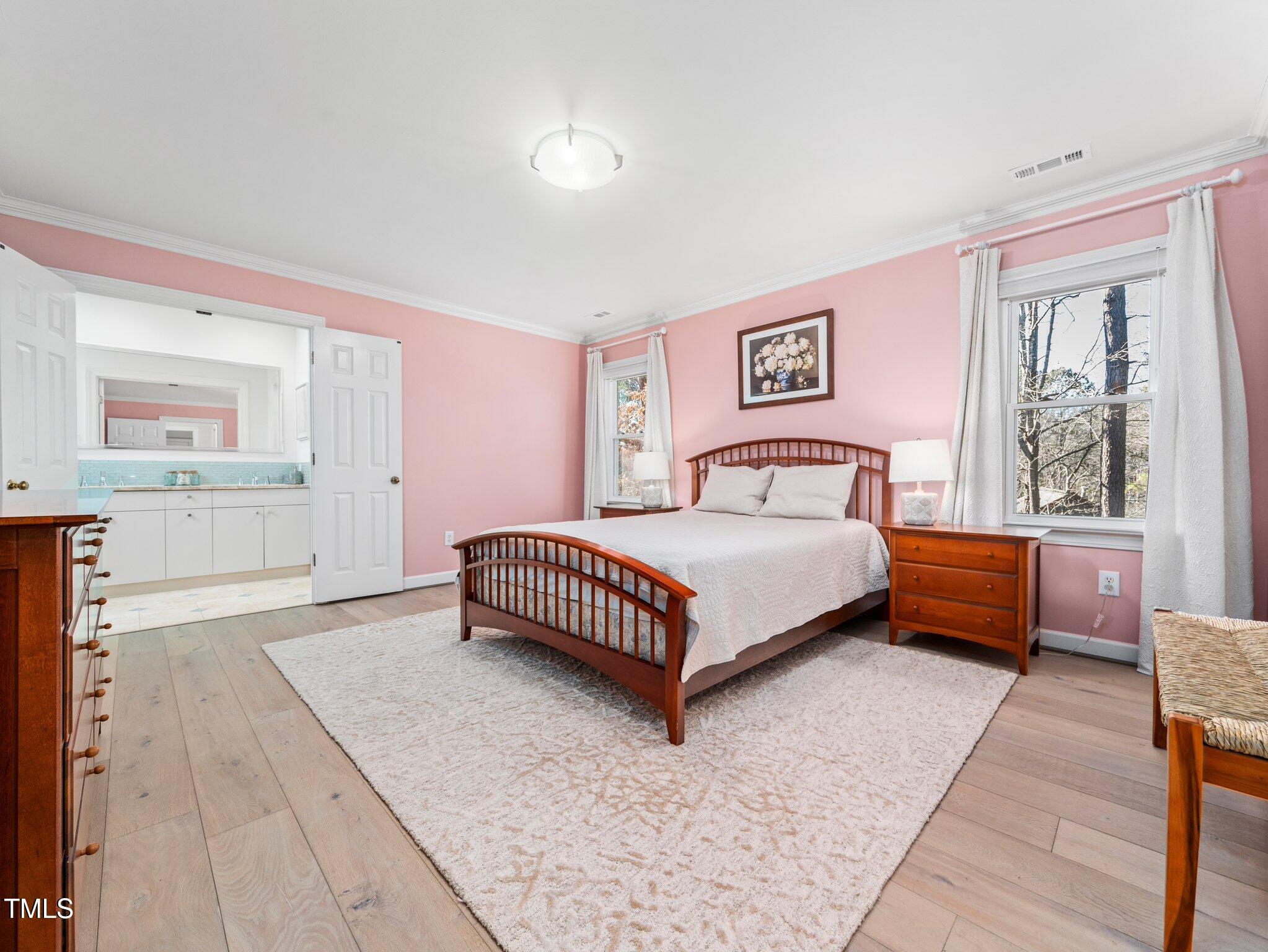 1 Pointe View Court