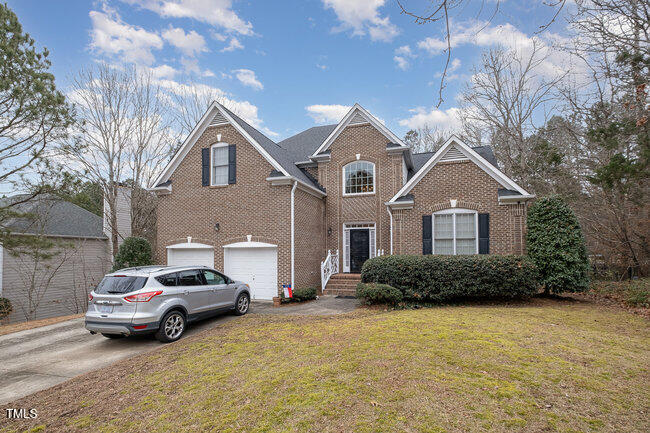 6 Montcrest Drive