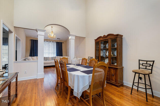 6 Montcrest Drive