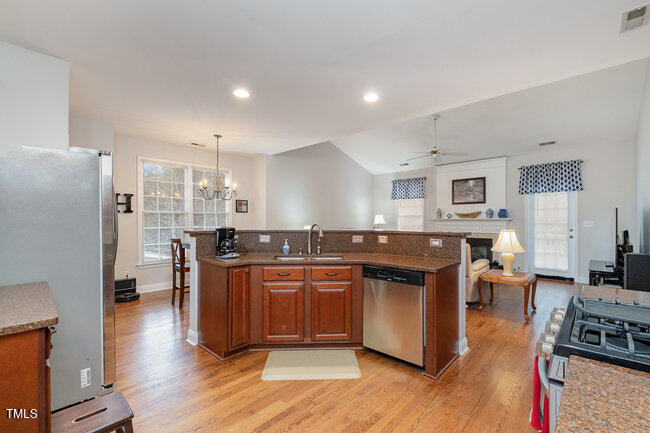 6 Montcrest Drive