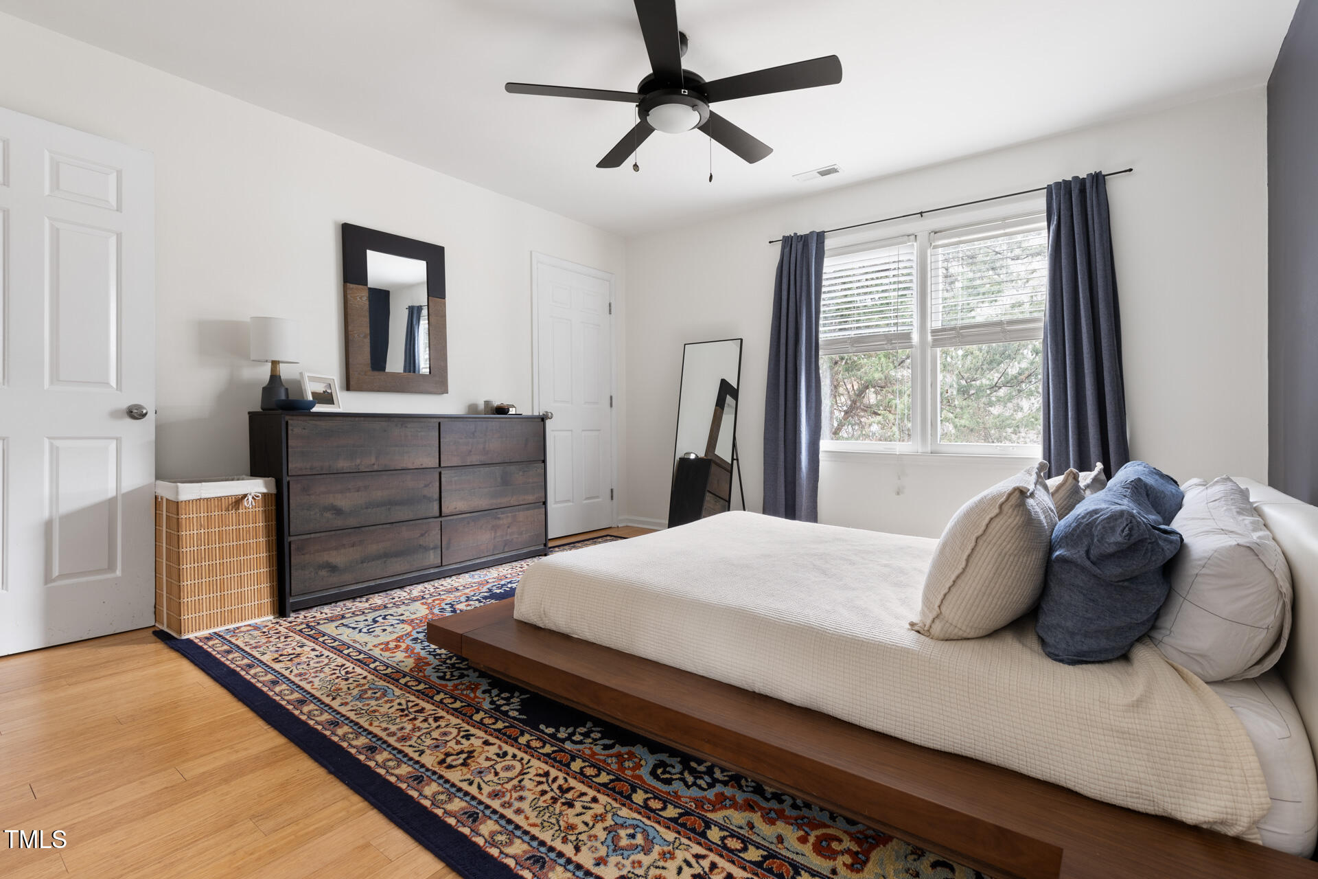 5313 Fortunes Ridge Drive