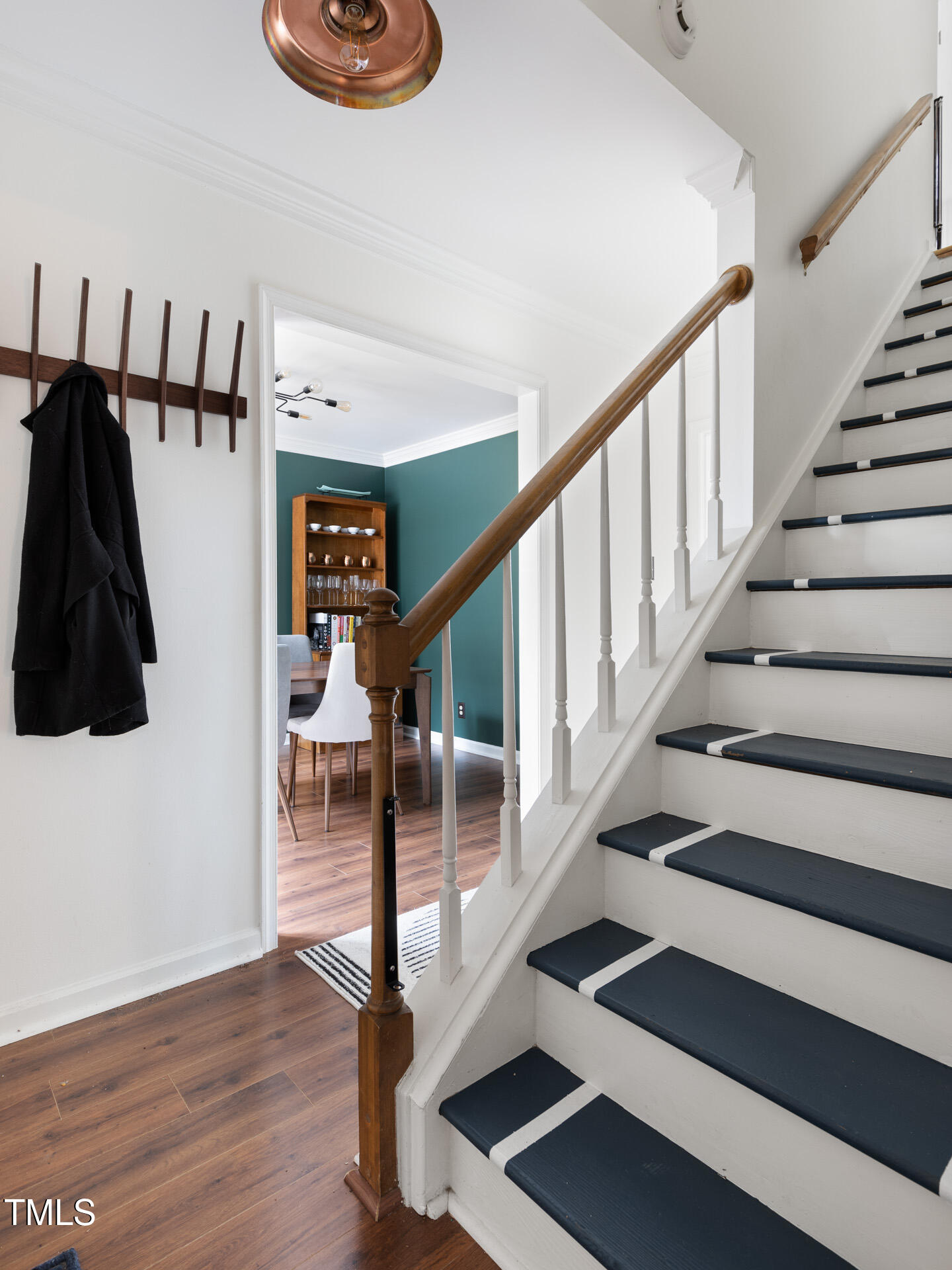 5313 Fortunes Ridge Drive