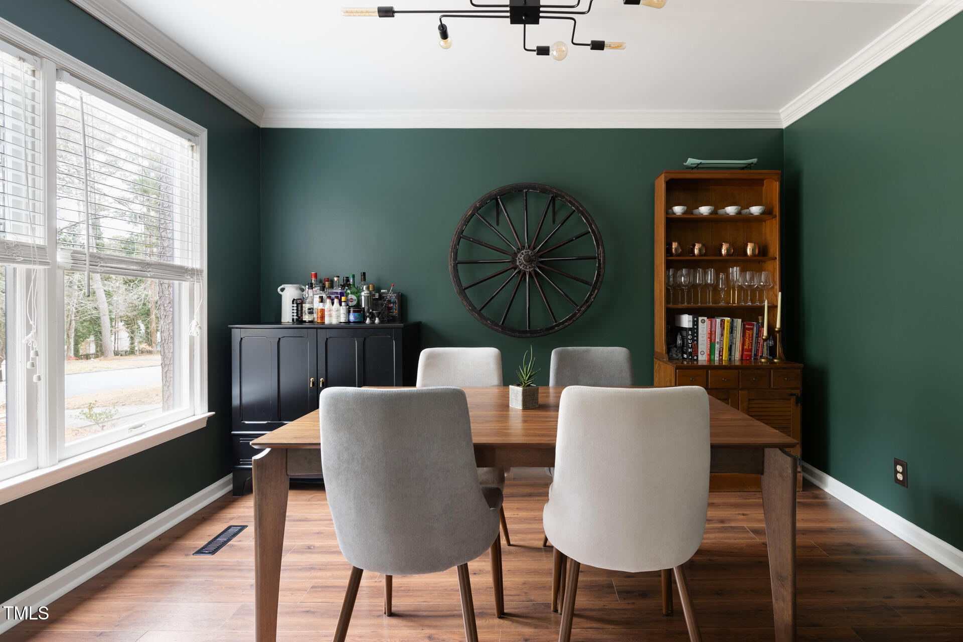 5313 Fortunes Ridge Drive