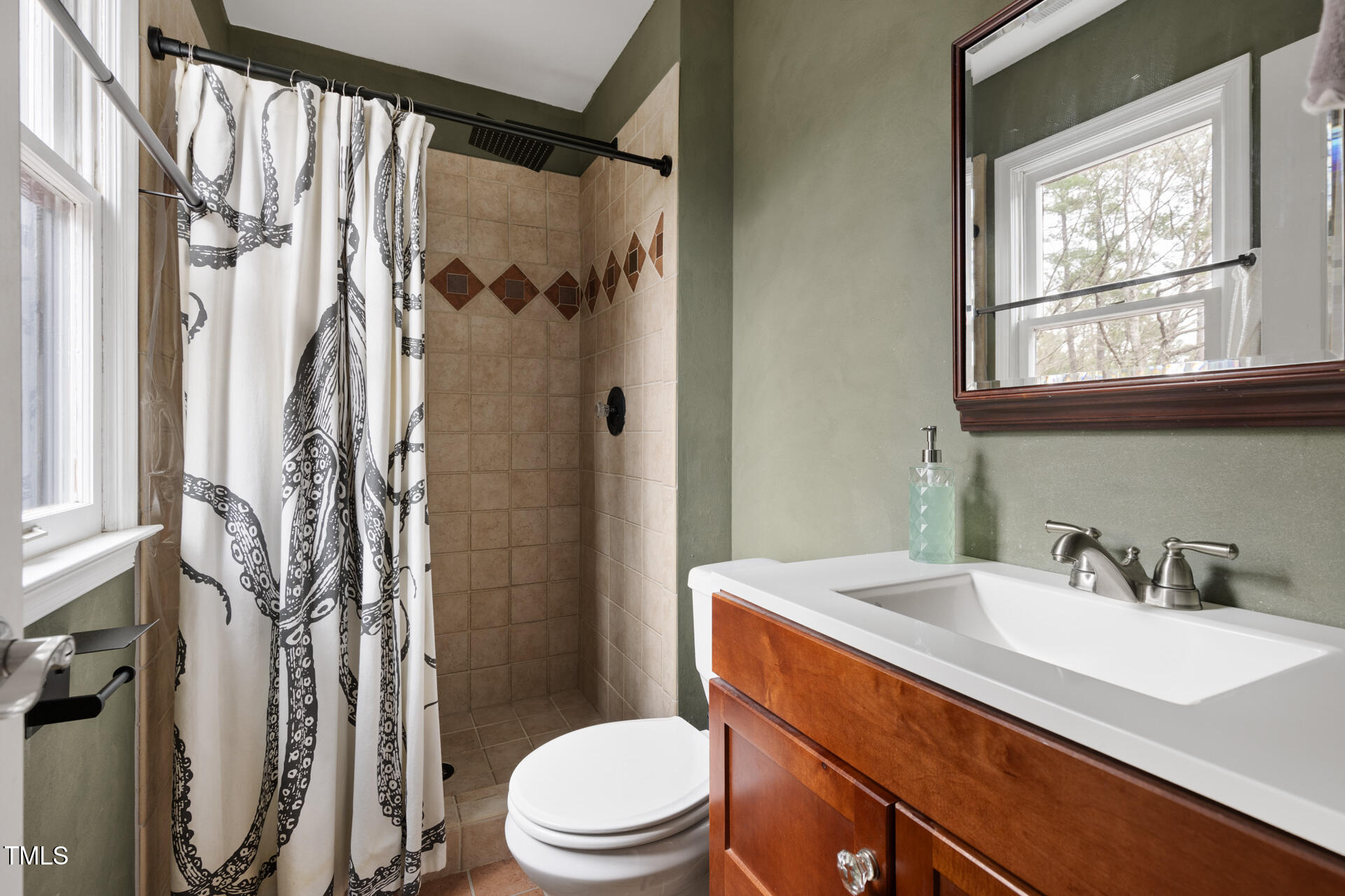 5313 Fortunes Ridge Drive