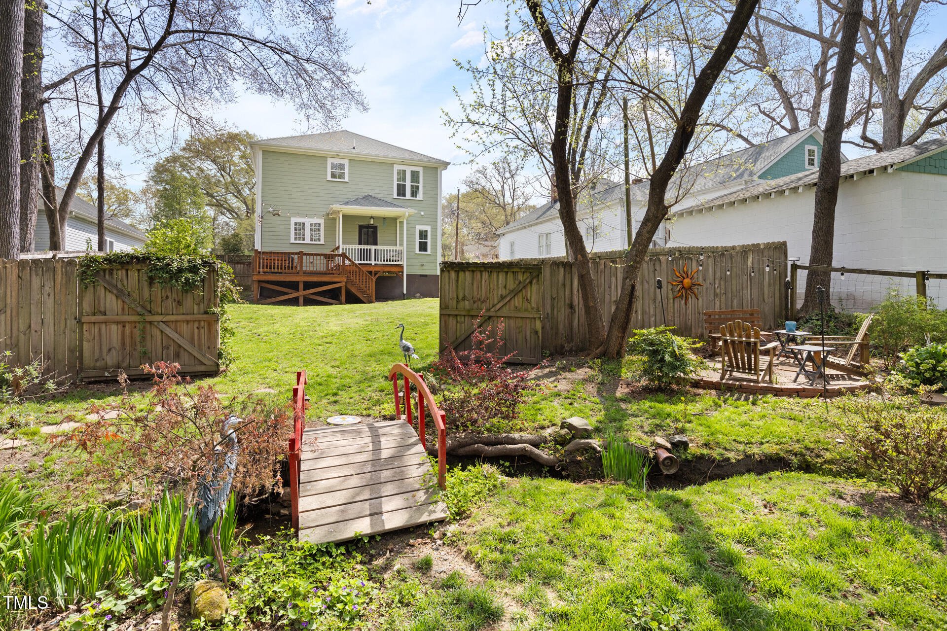 303 N Guthrie Avenue