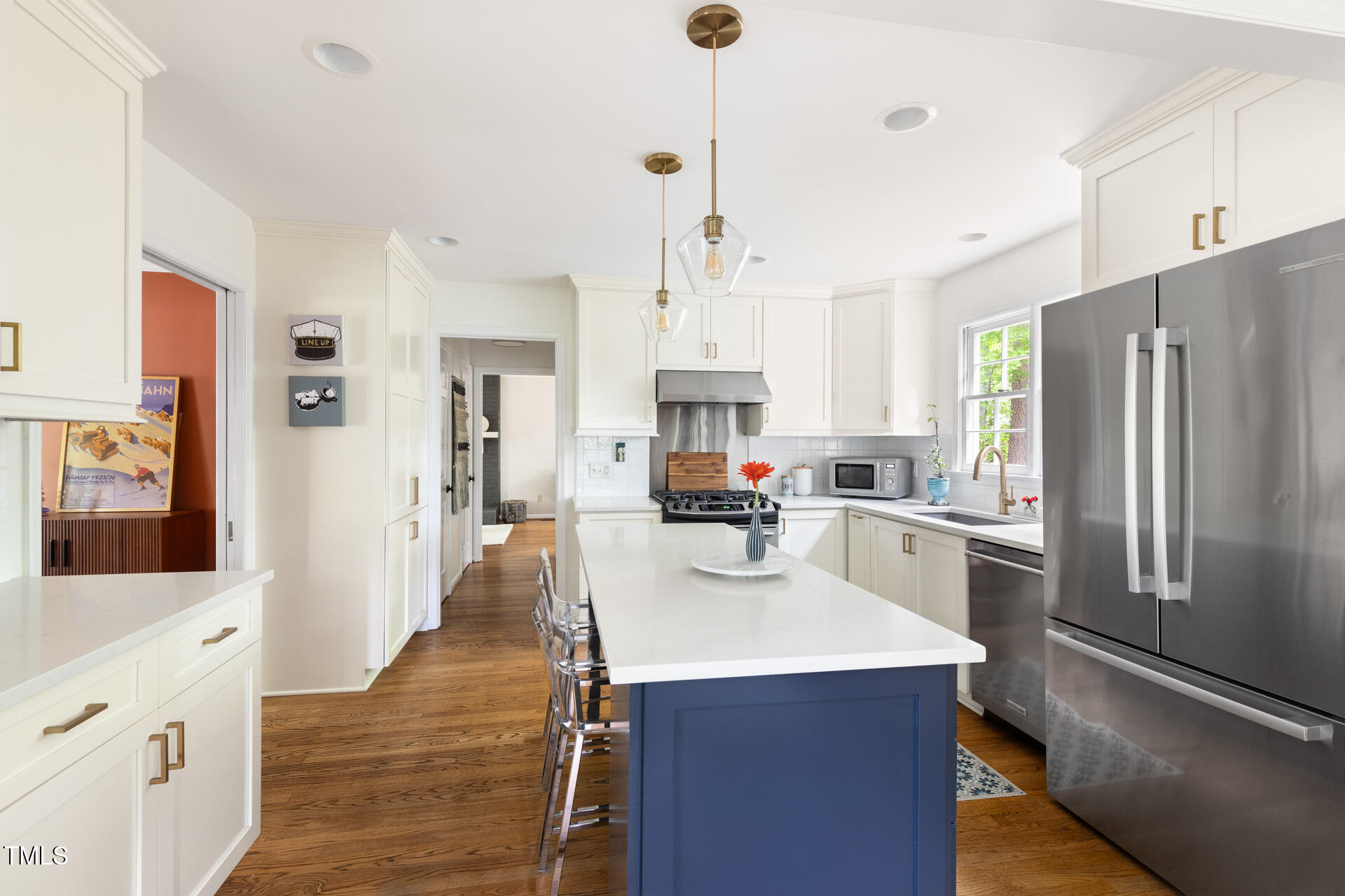 2481 Foxwood Drive