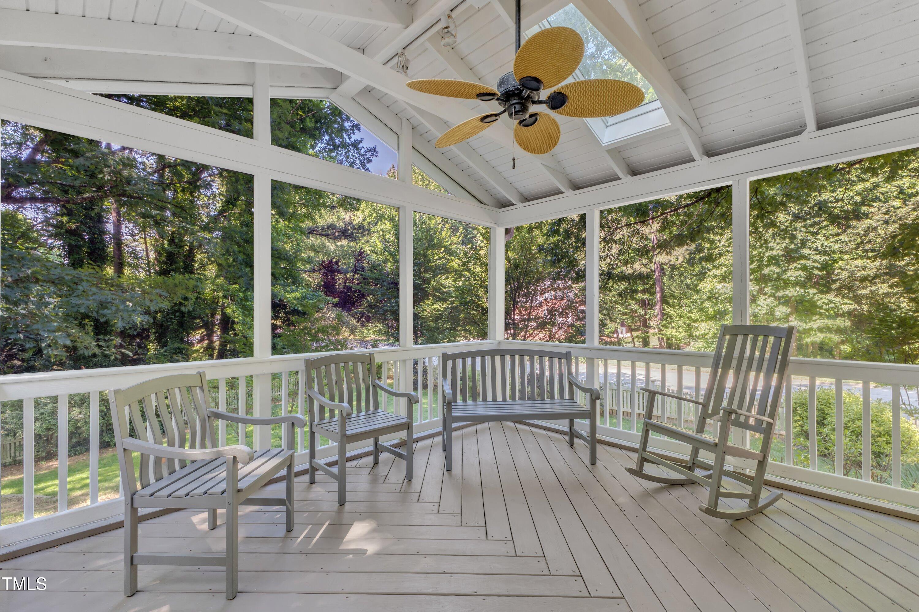 2125 Oakcrest Court