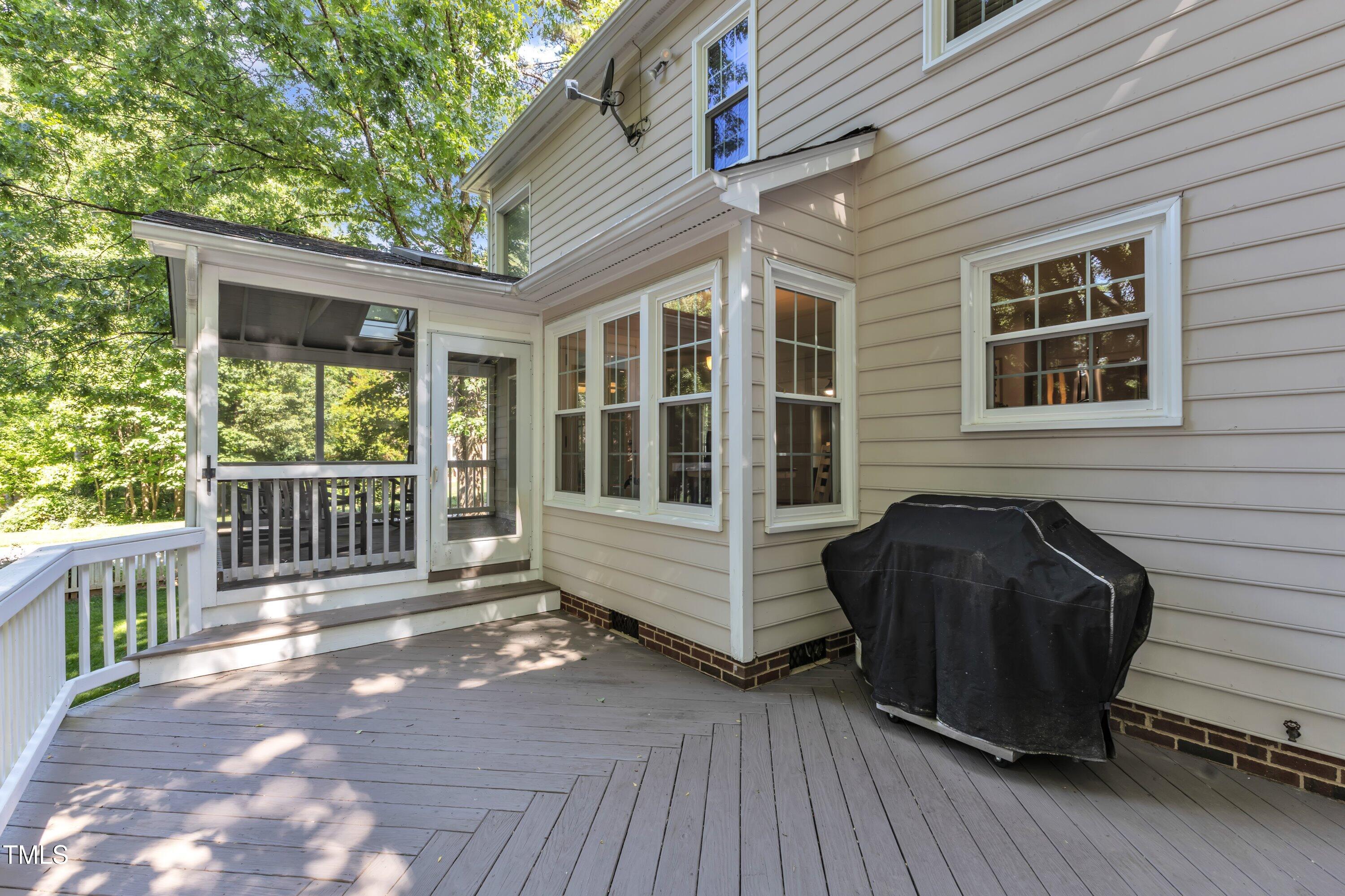 2125 Oakcrest Court