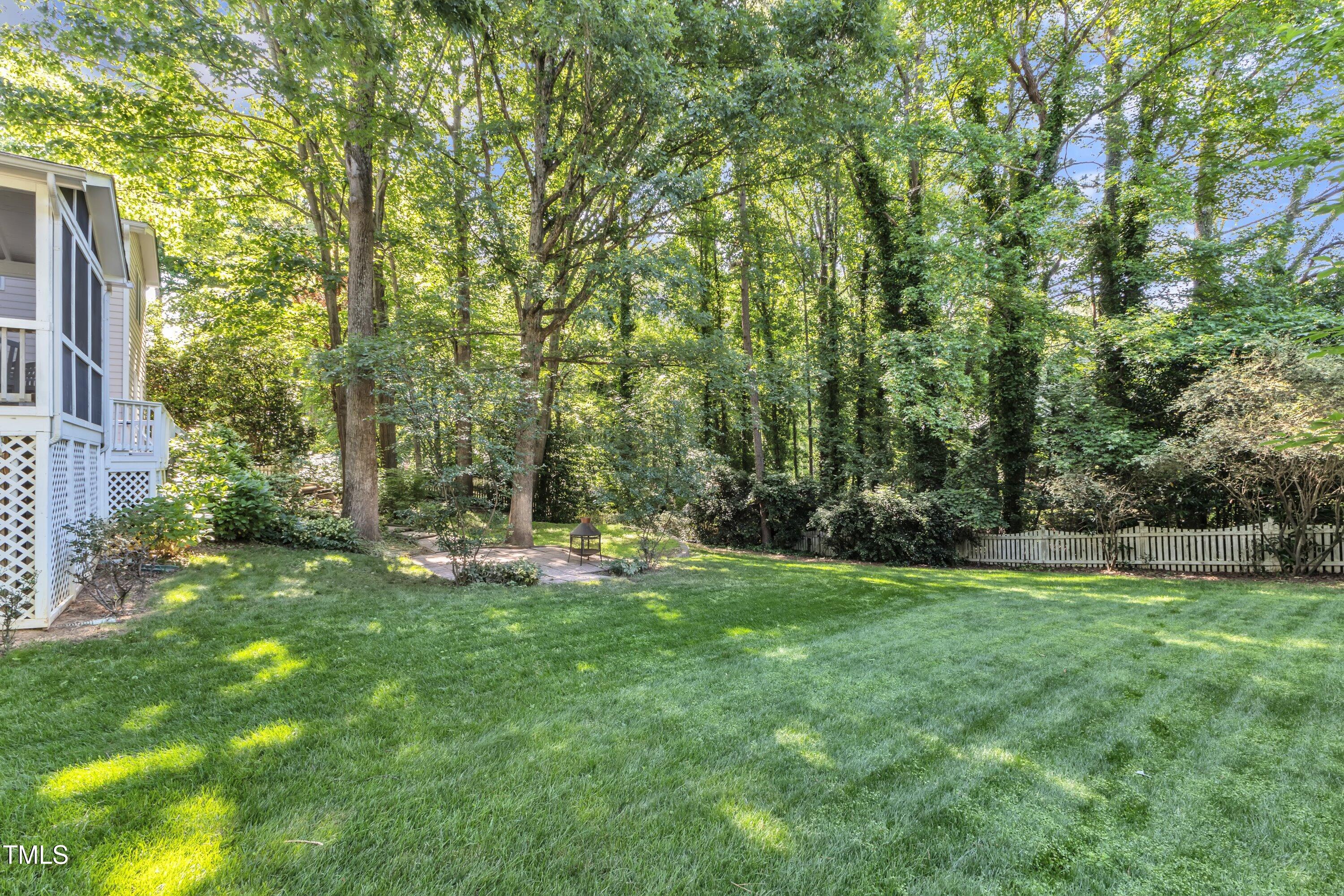 2125 Oakcrest Court