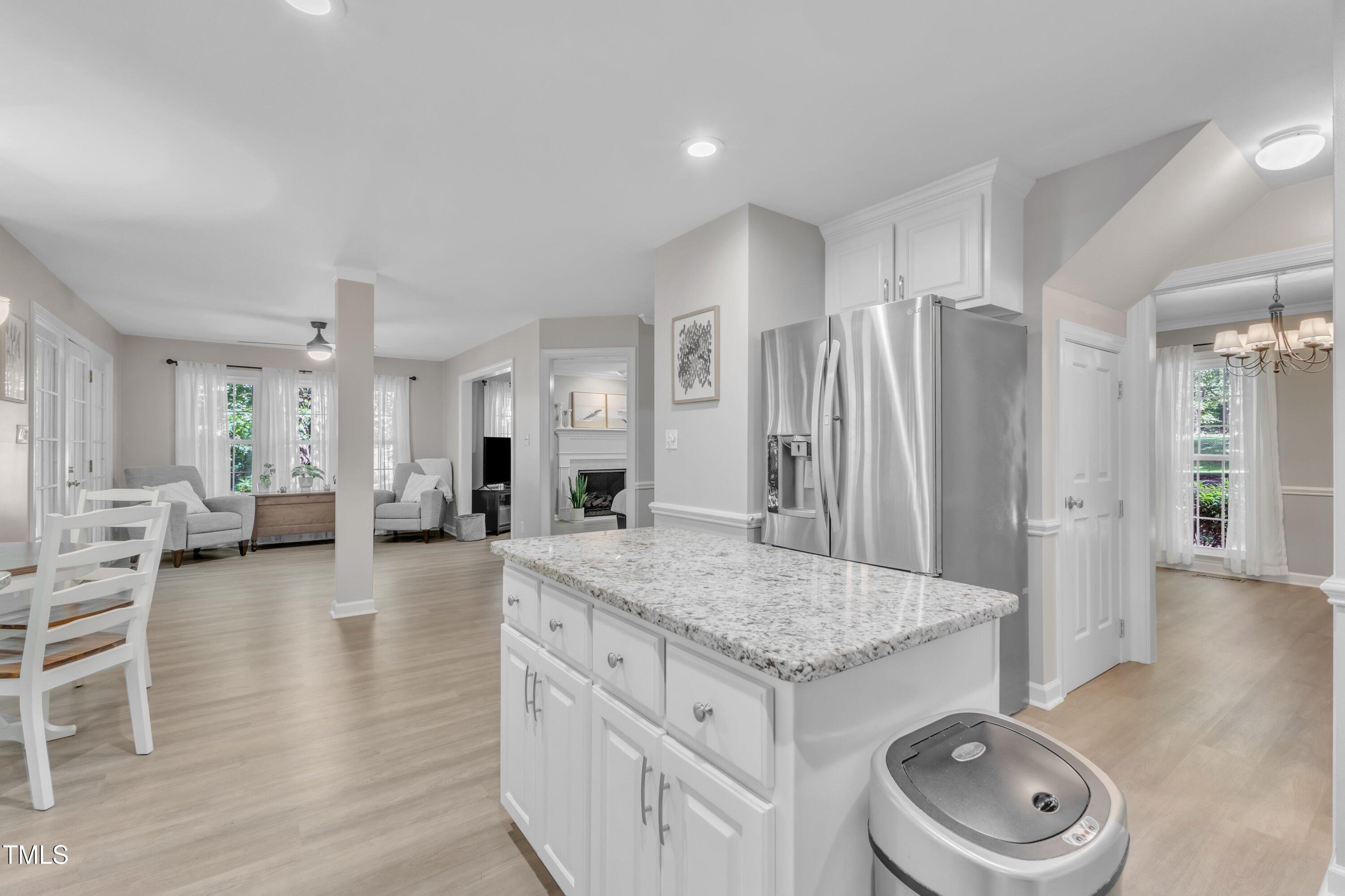 2125 Oakcrest Court