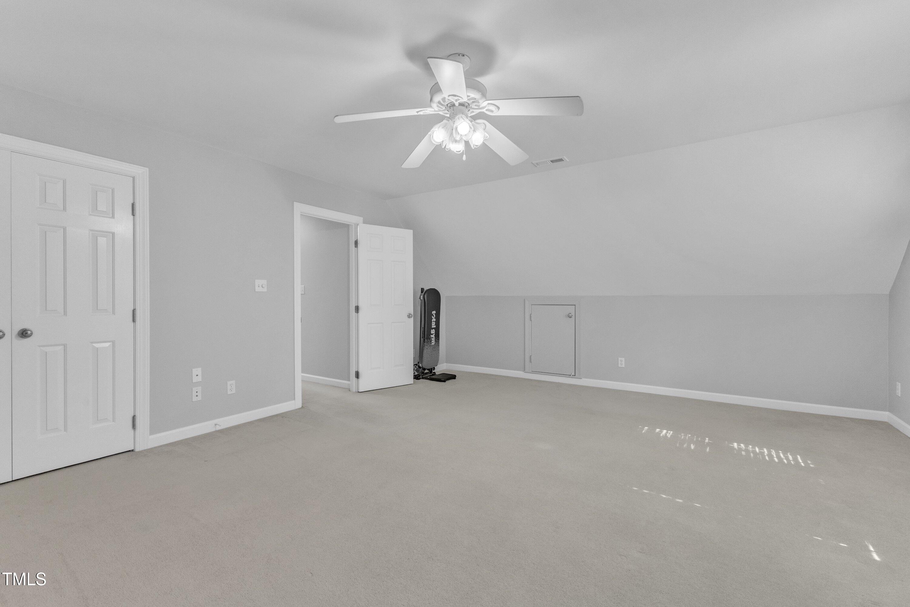 2125 Oakcrest Court