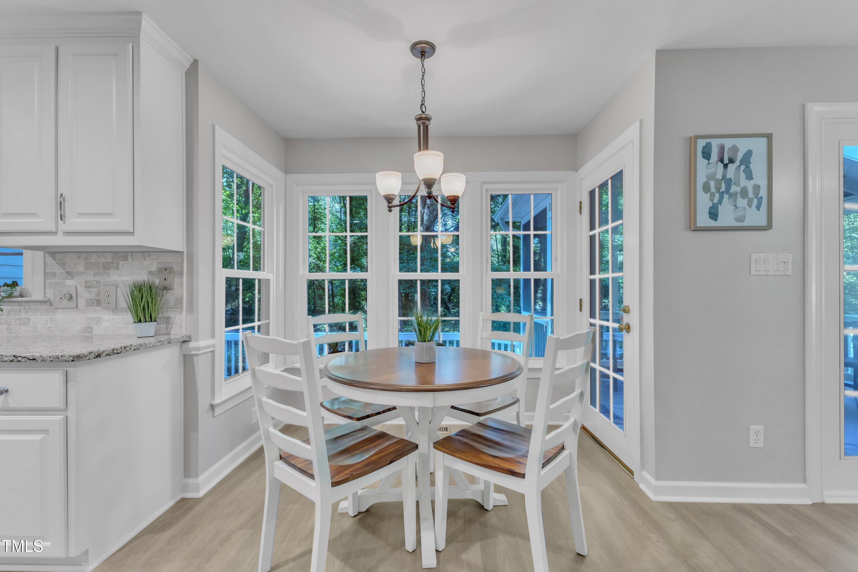2125 Oakcrest Court