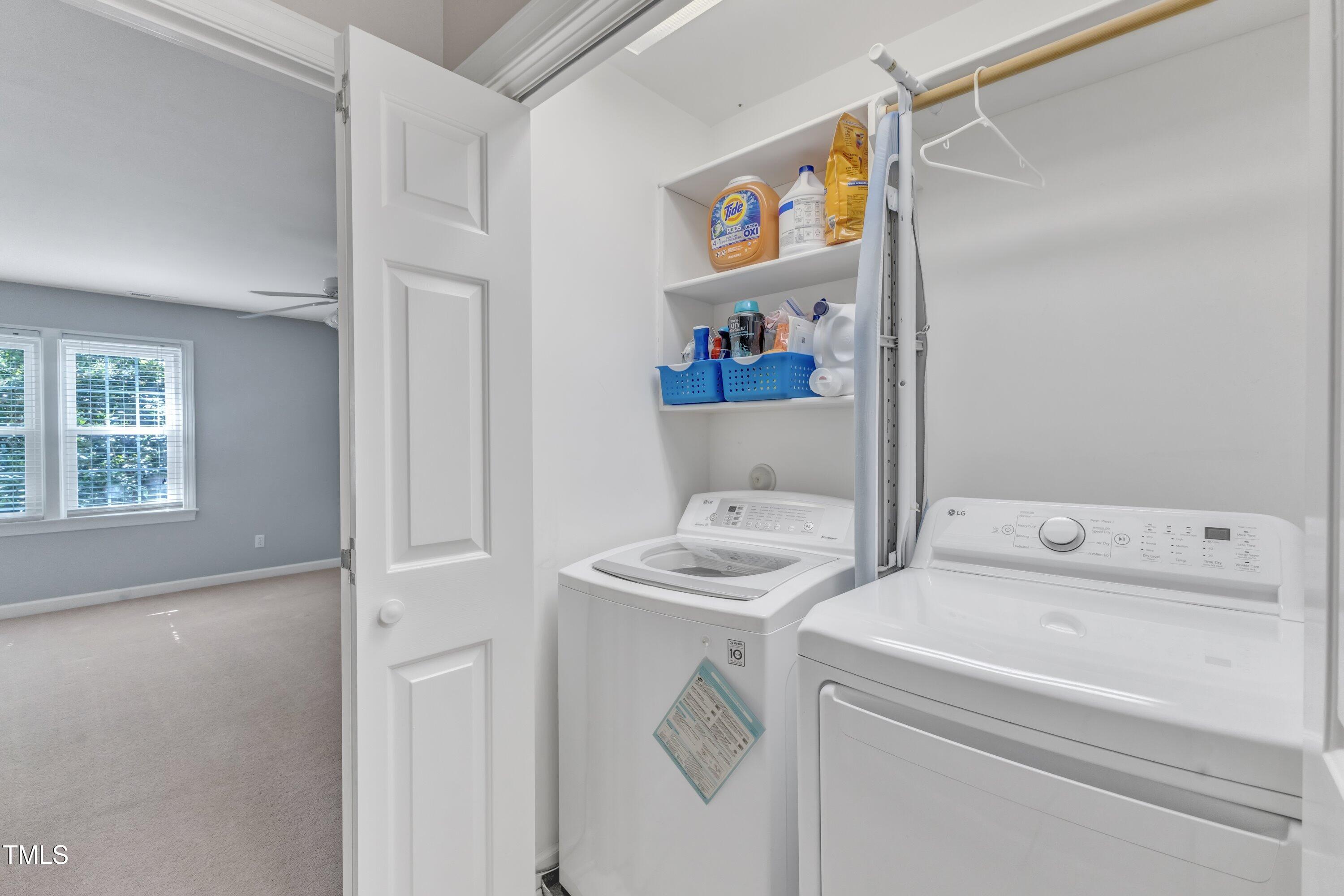 2125 Oakcrest Court