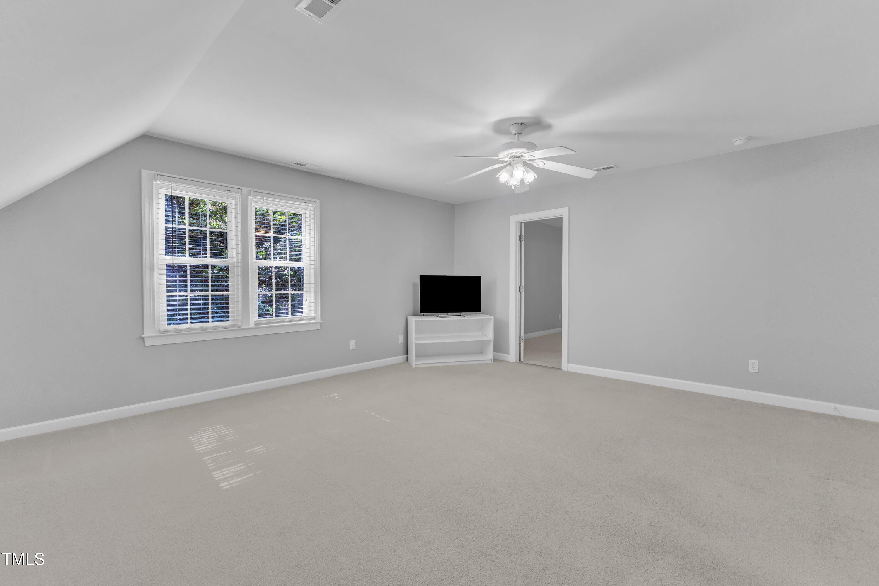 2125 Oakcrest Court