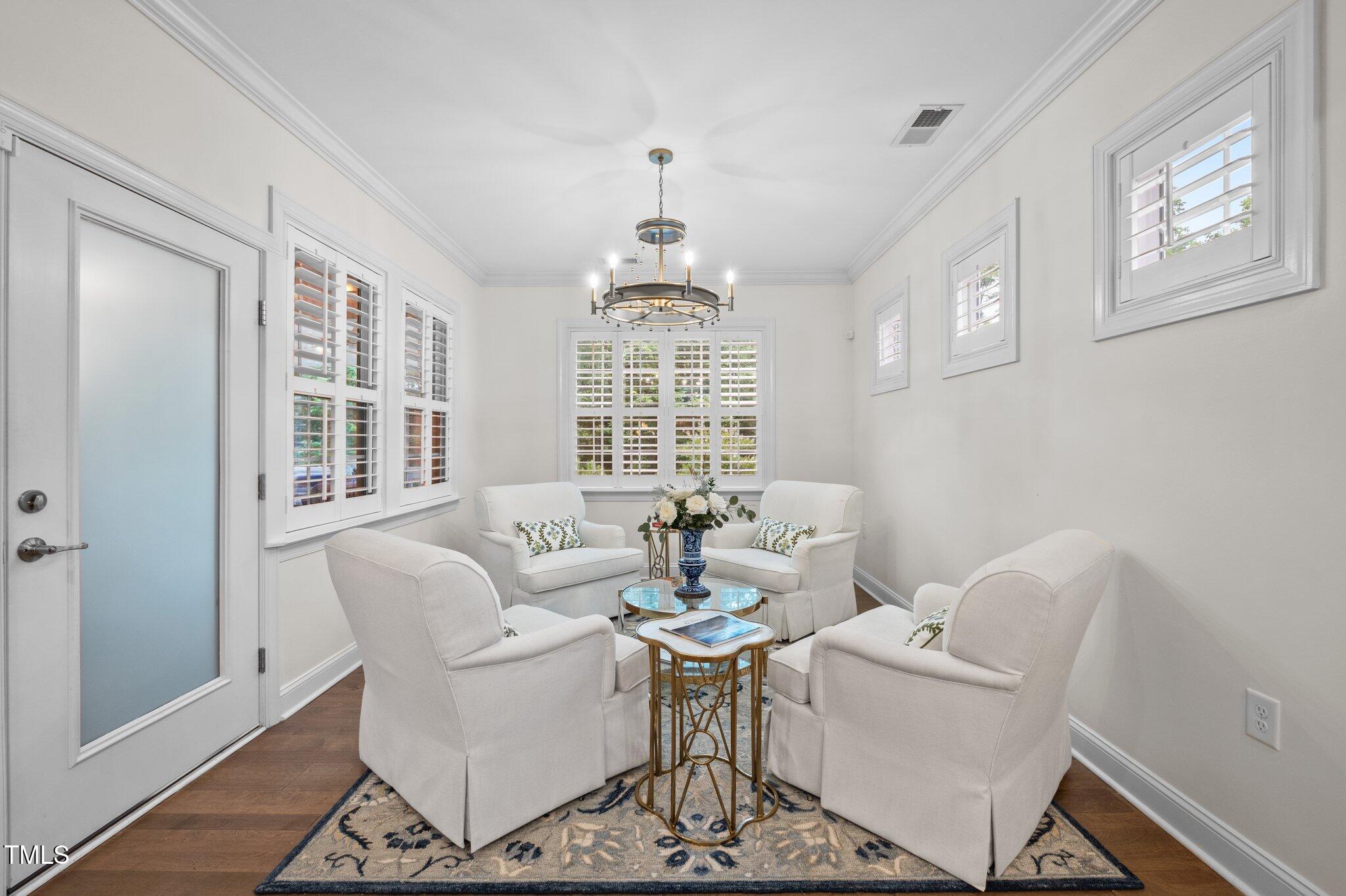 1010 Sandbar Lane