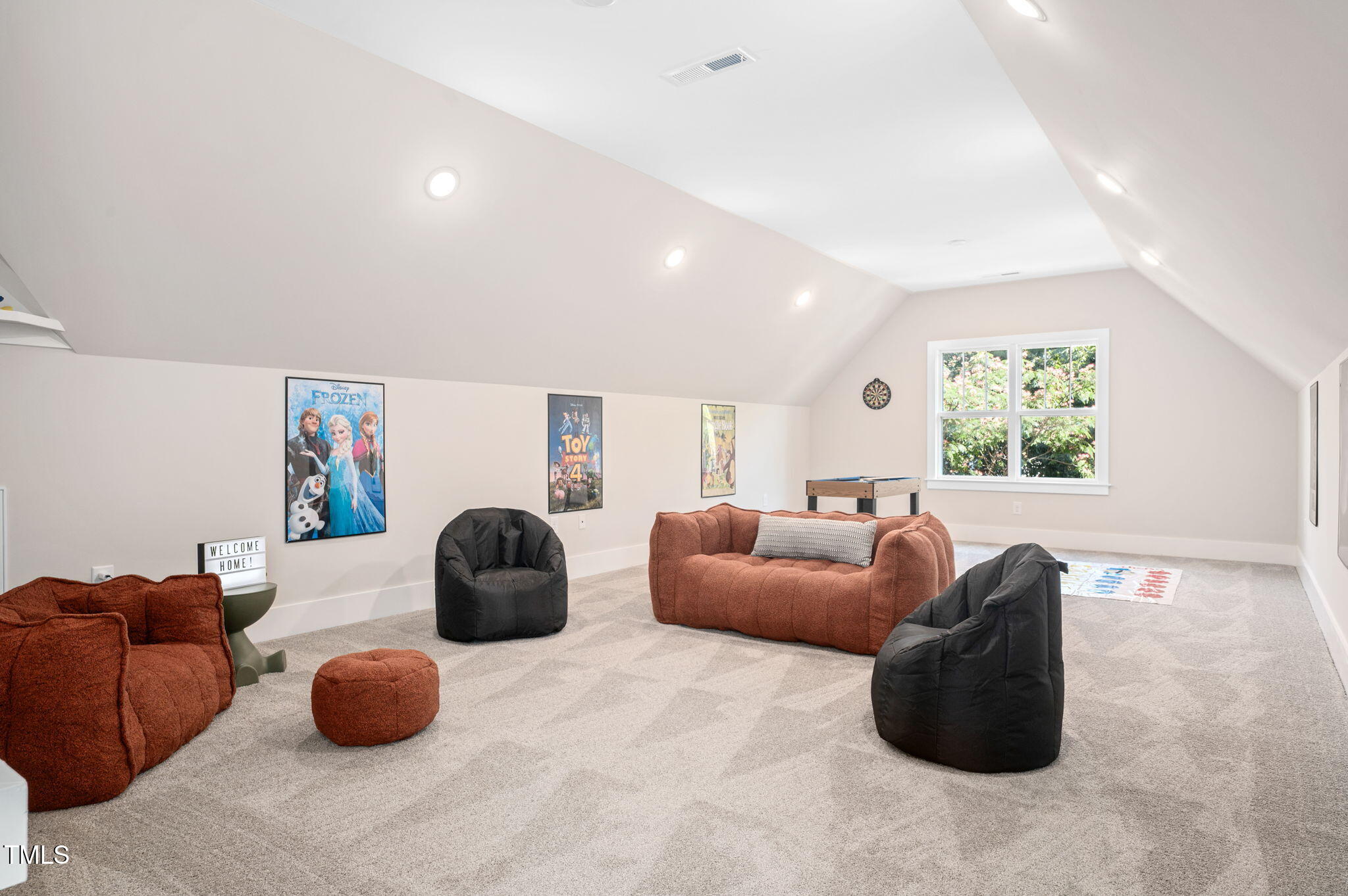 703 E Markham Avenue