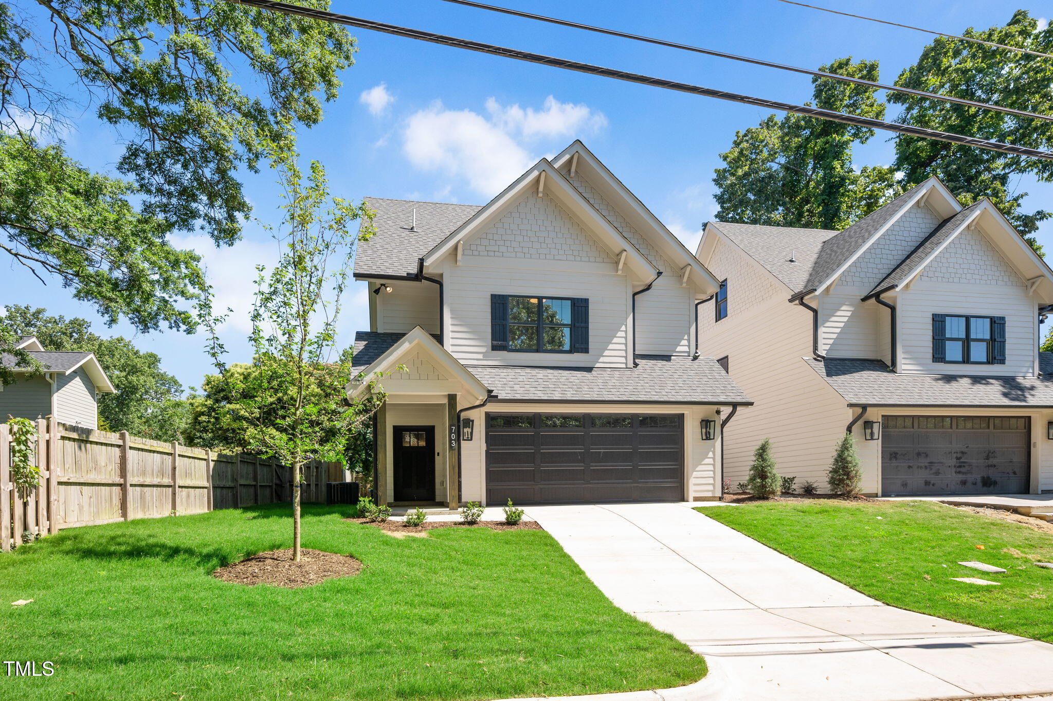 703 E Markham Avenue