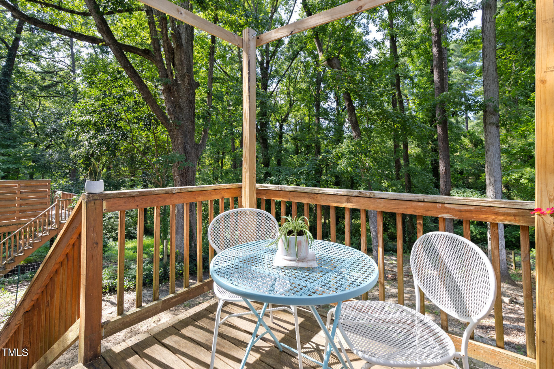 106 W Edgewood Drive