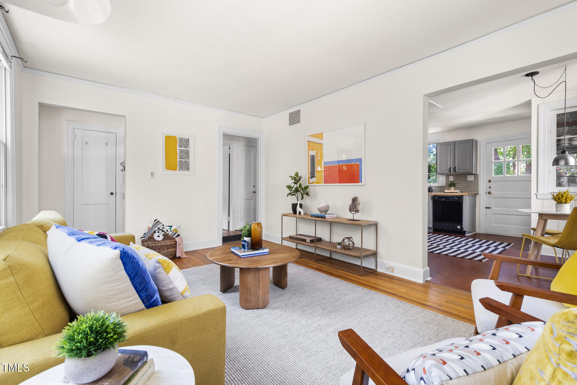 106 W Edgewood Drive