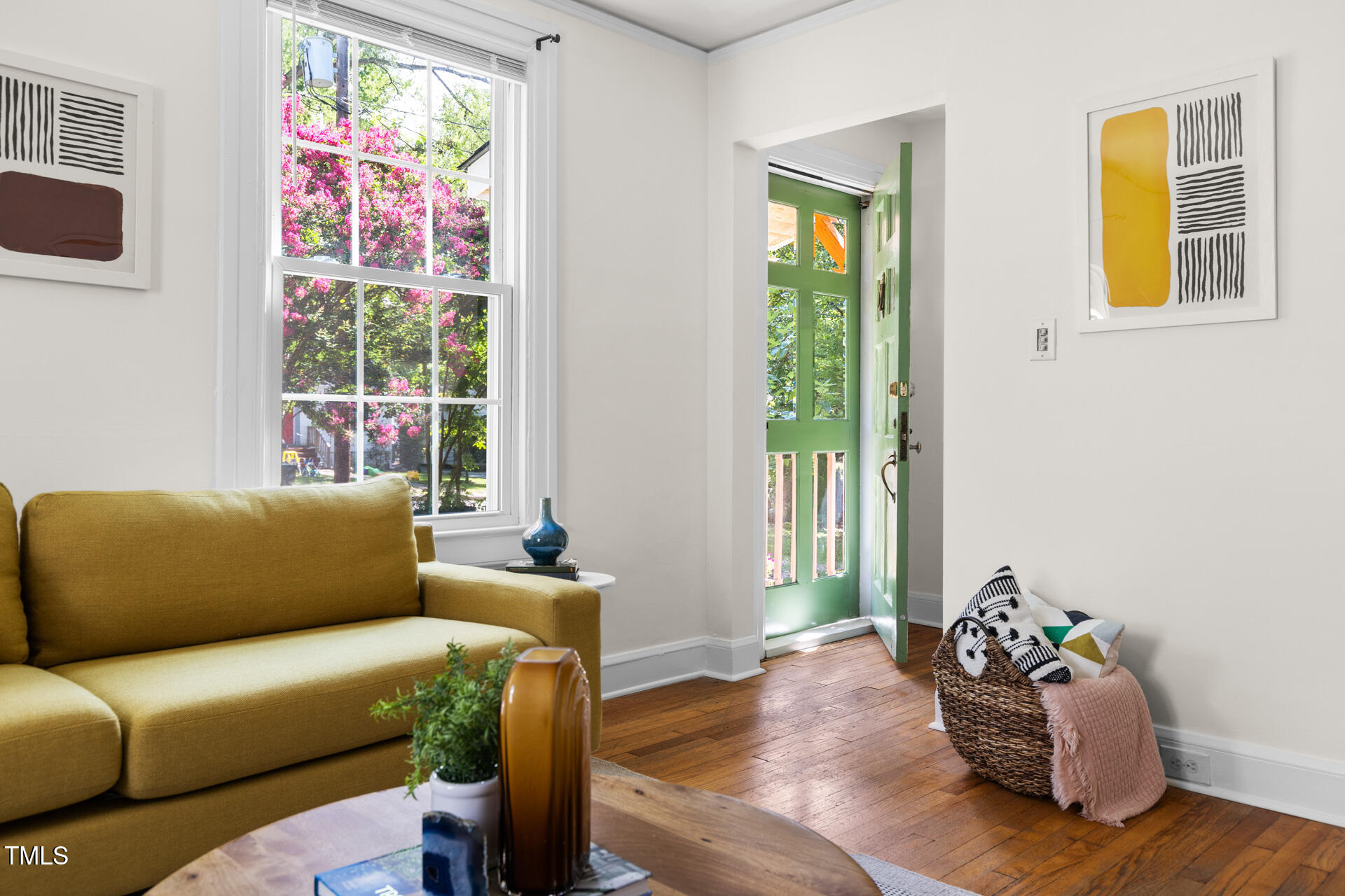 106 W Edgewood Drive