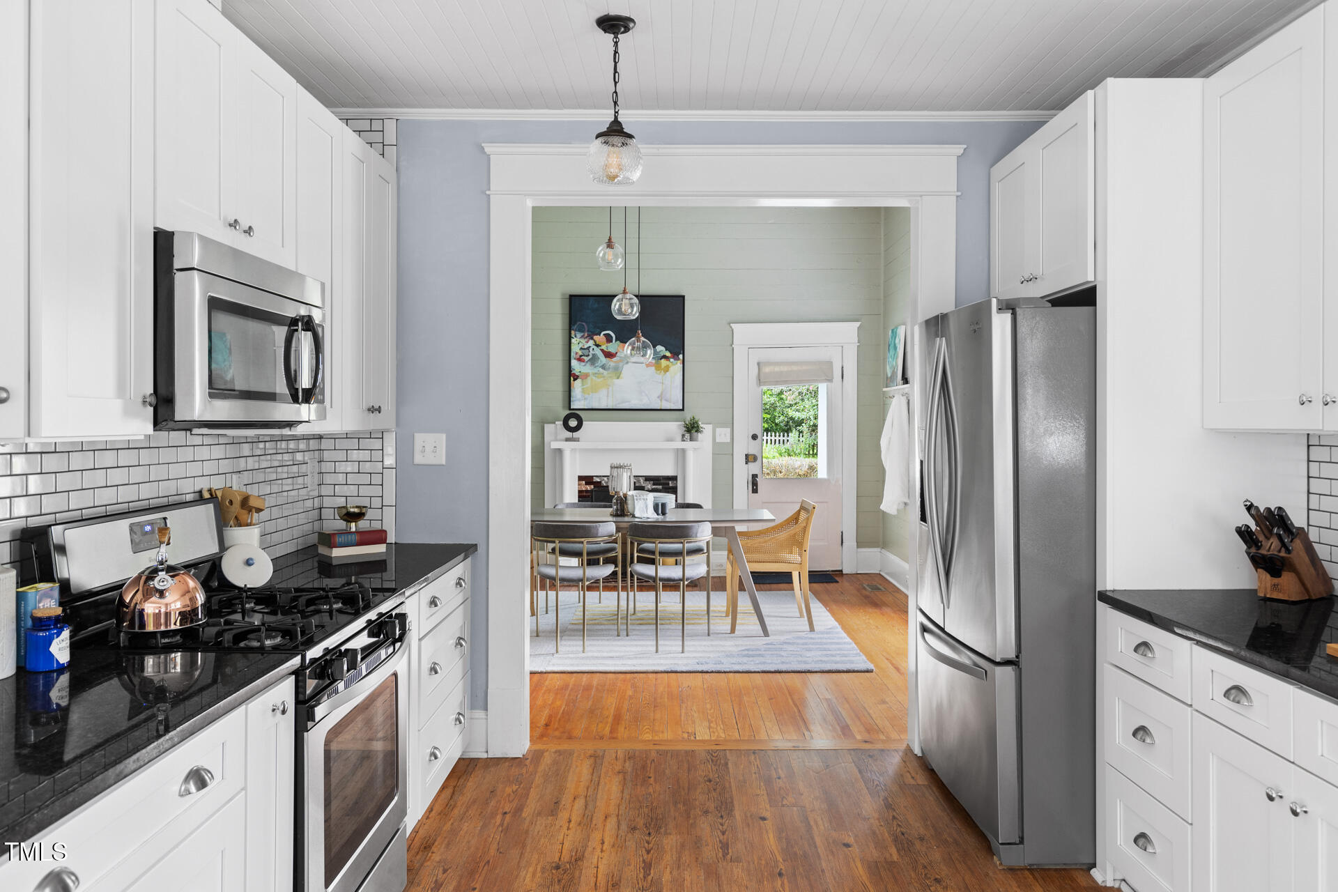 101 W Delafield Avenue