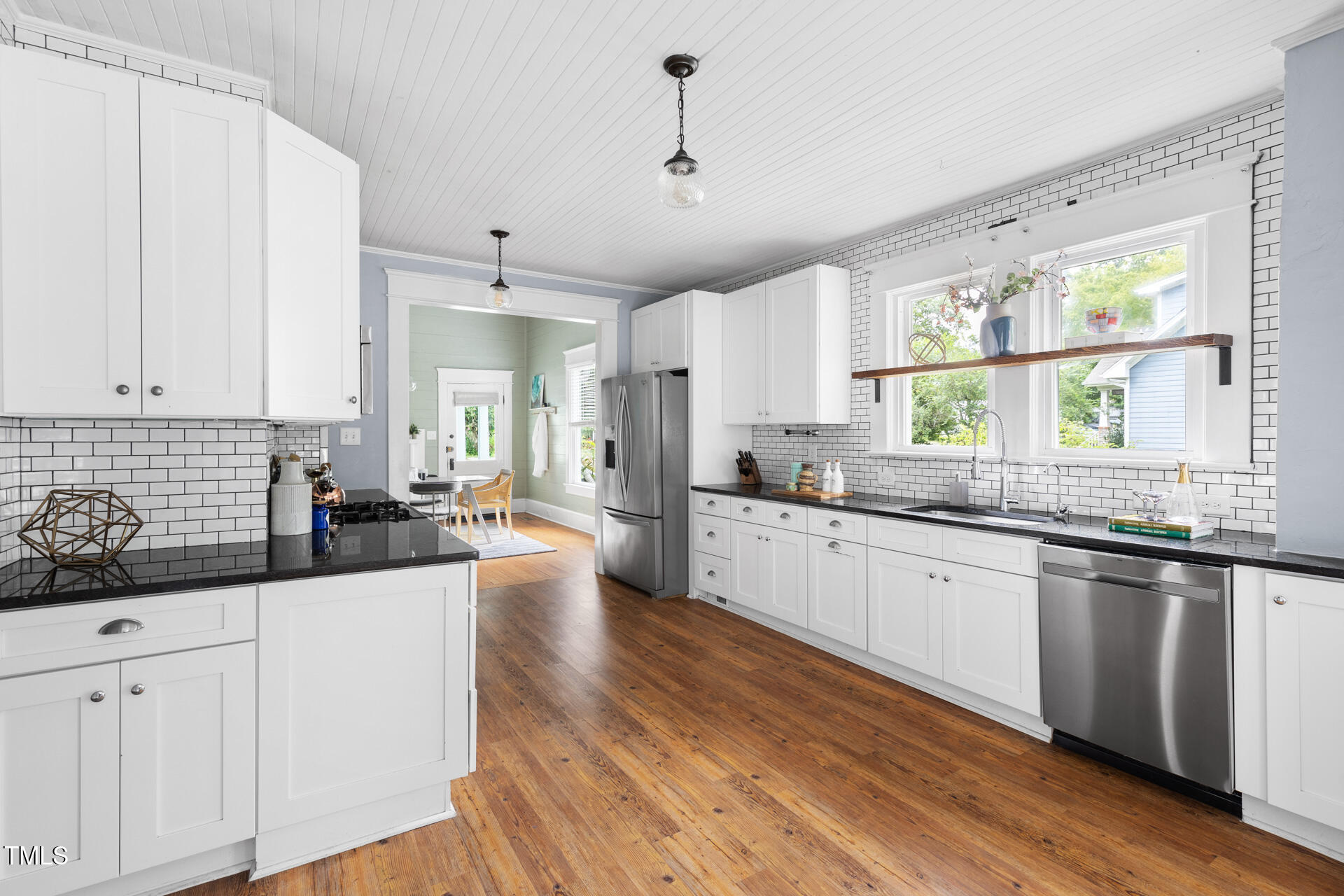 101 W Delafield Avenue
