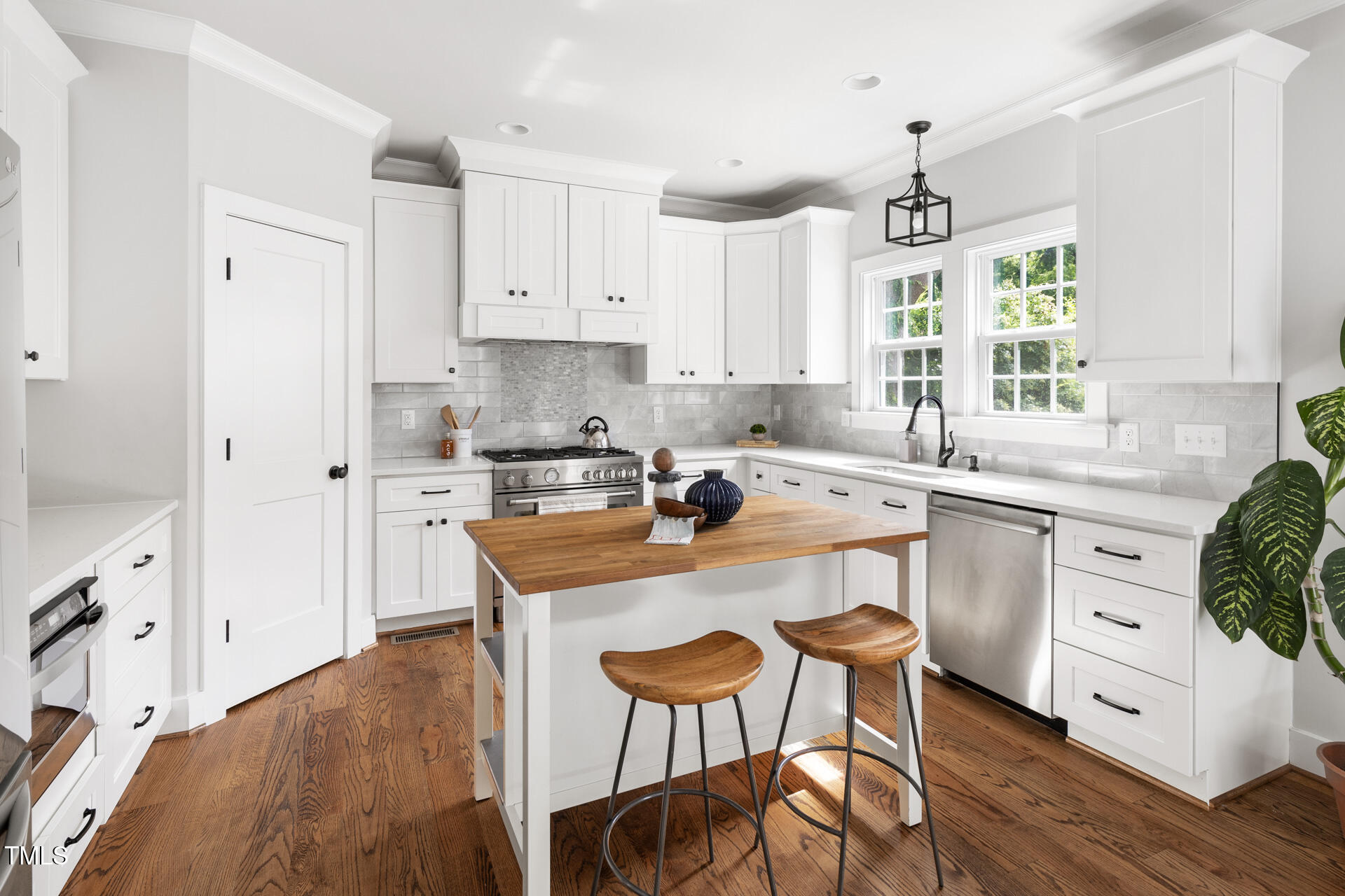 2929 Chapel Hill Road
