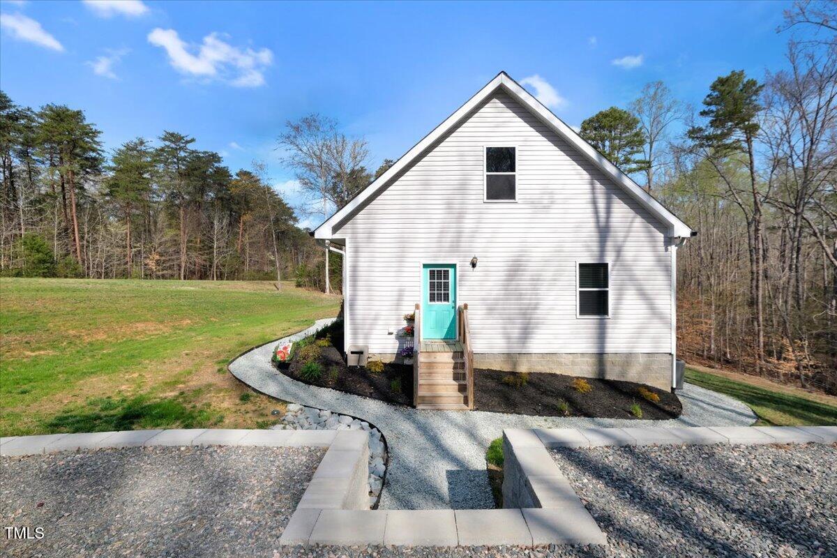 90 Ferncrest Court