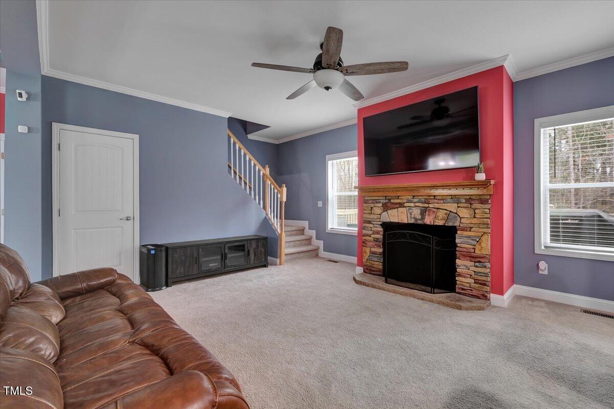 90 Ferncrest Court