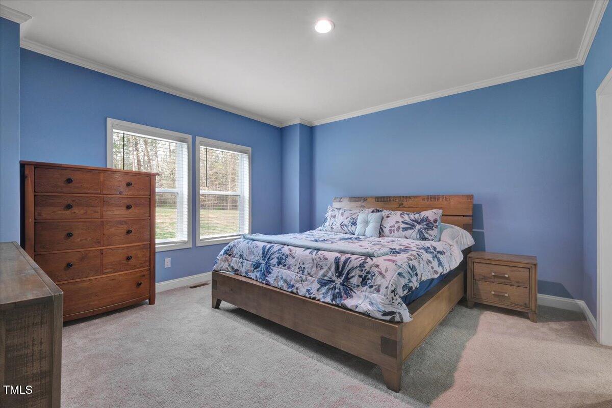 90 Ferncrest Court