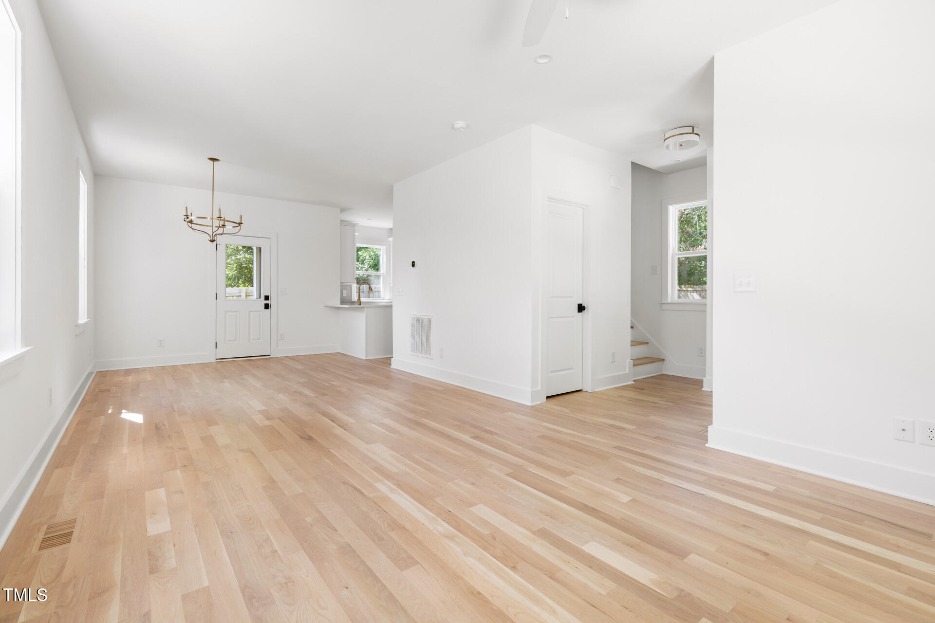 407b Edward Street
