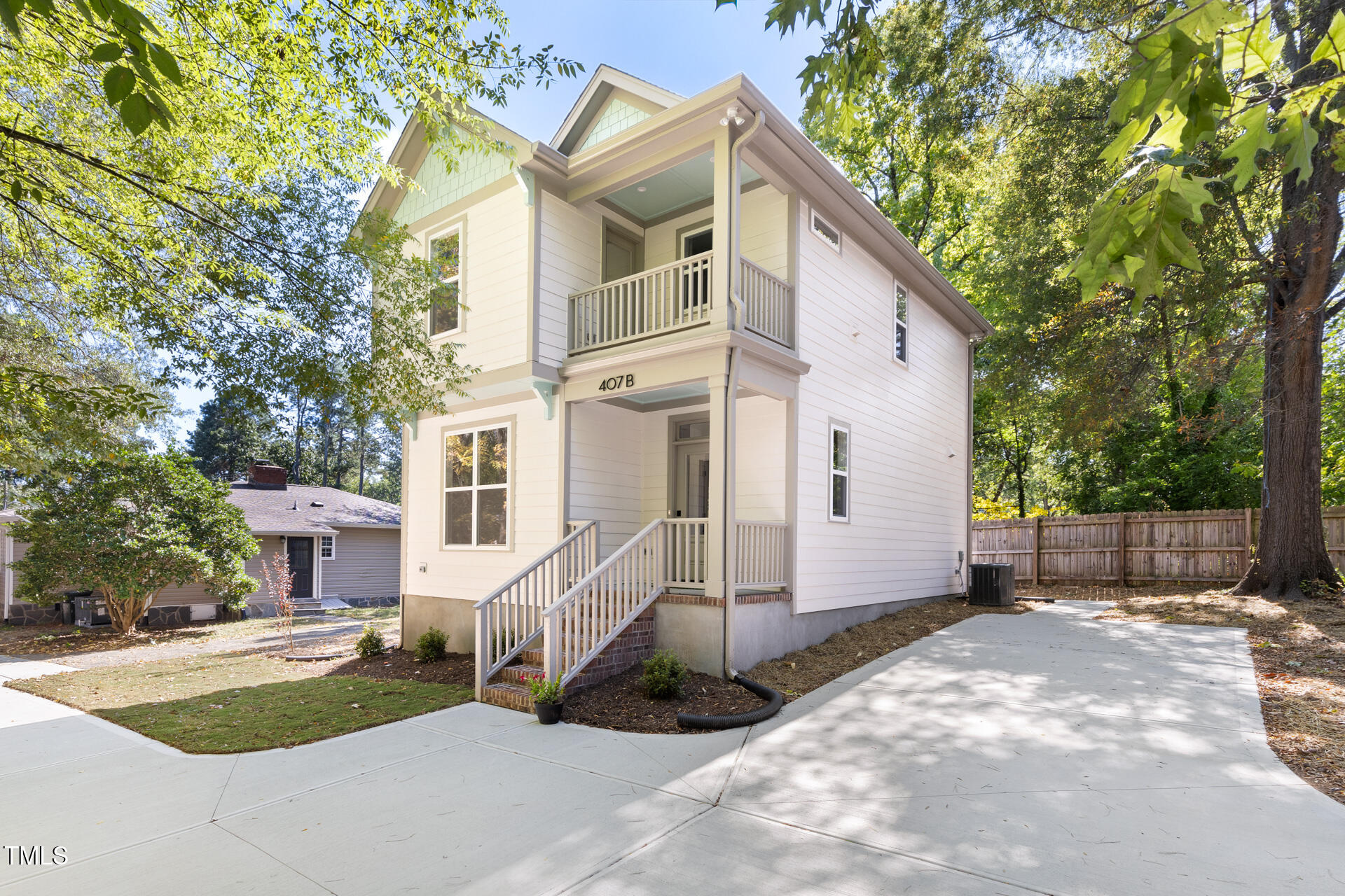 407b Edward Street