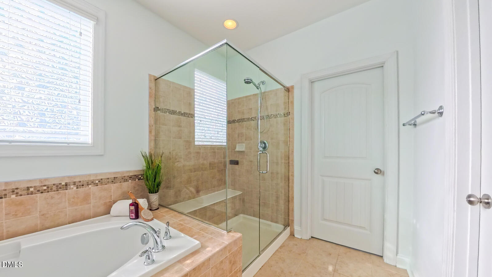 1020 Holland Bend Drive