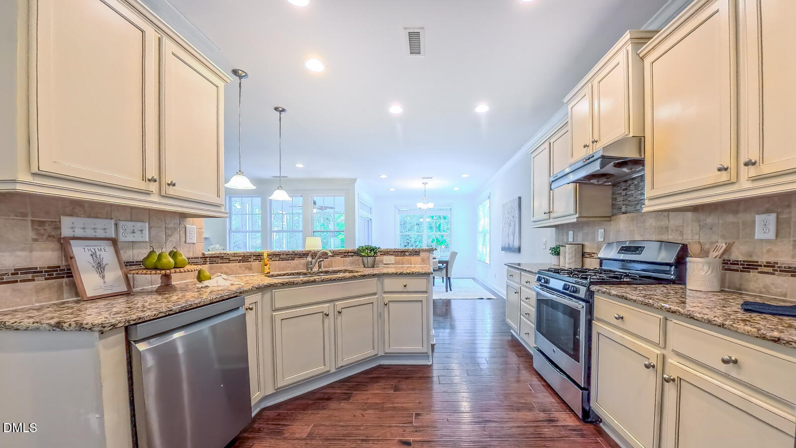 1020 Holland Bend Drive